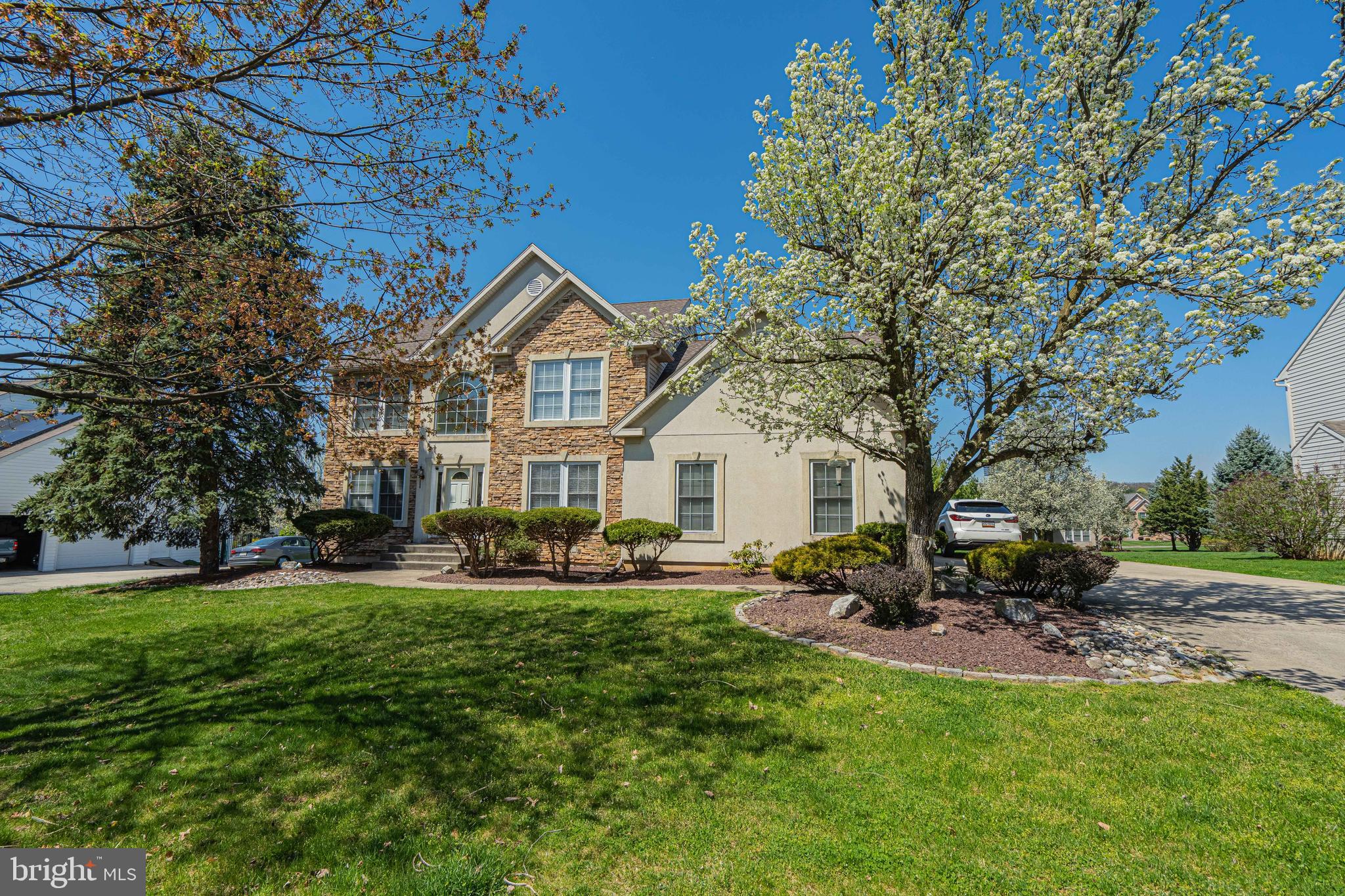 GREEN HILLS - Residential