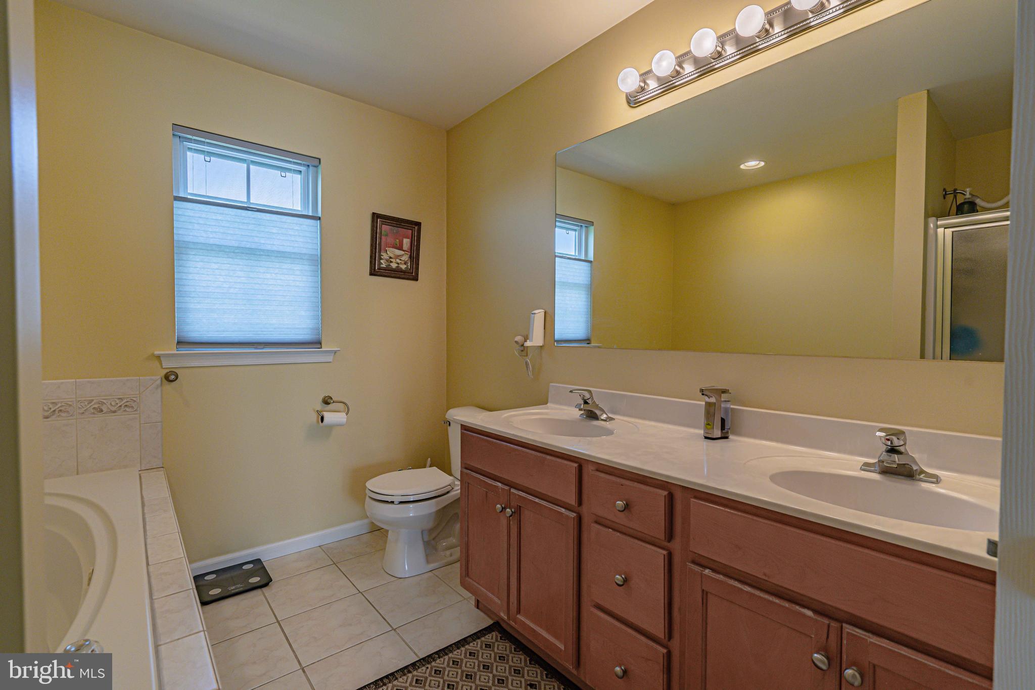 GREEN HILLS - Residential