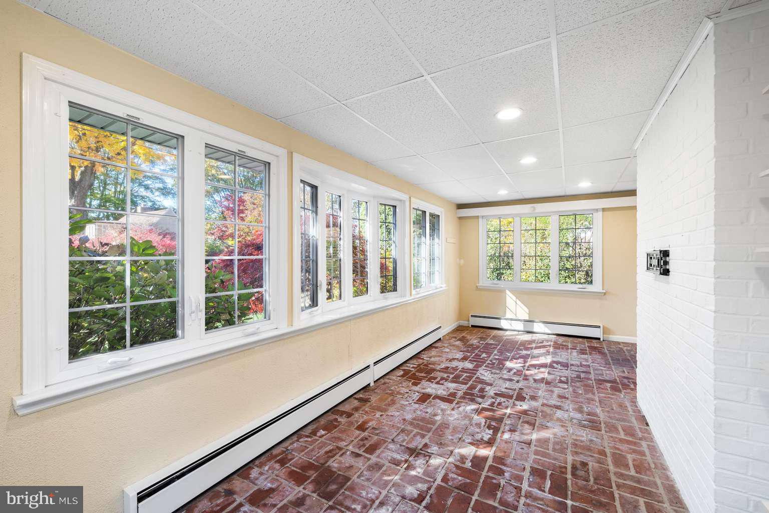 ELKINS PARK - Residential