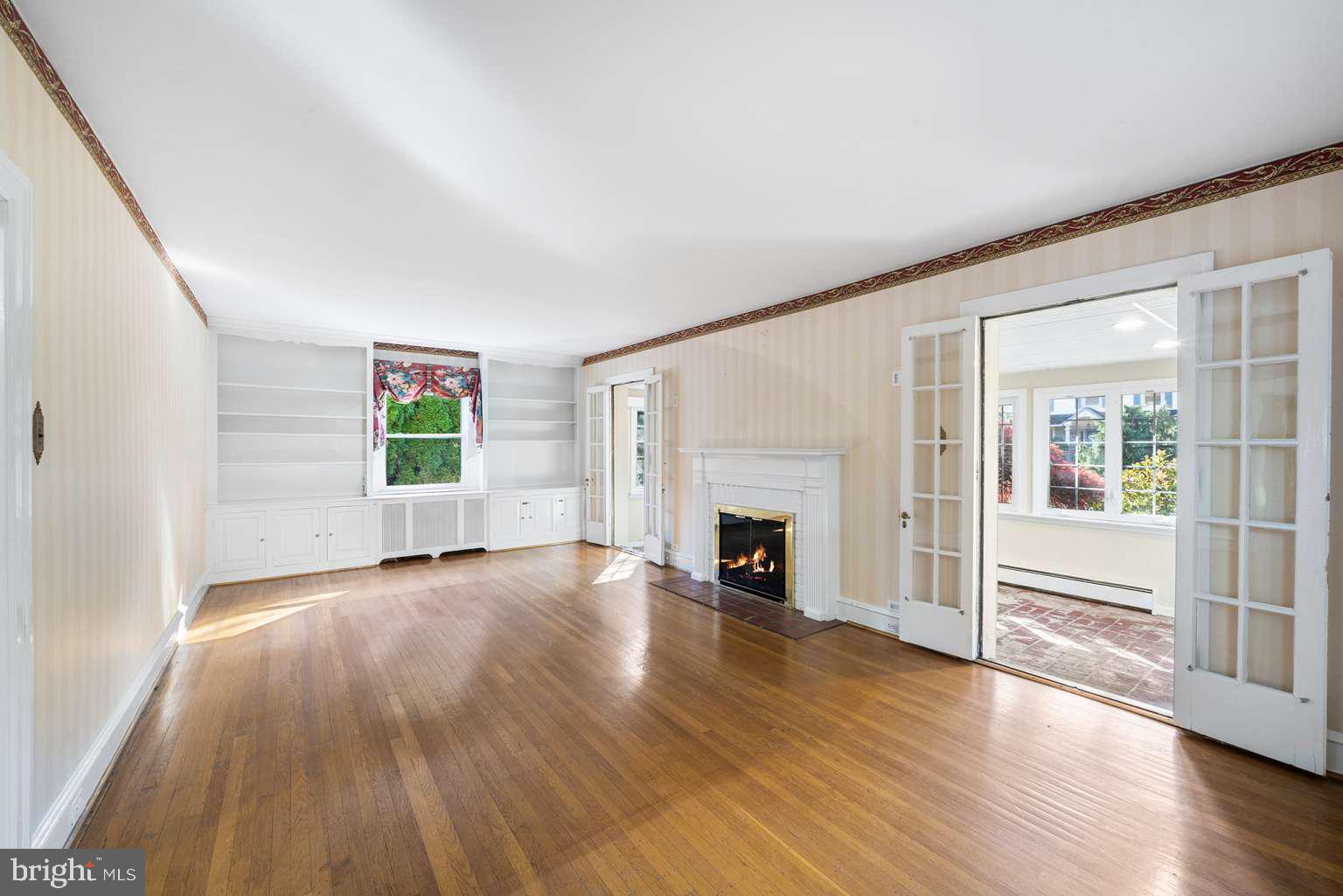 ELKINS PARK - Residential