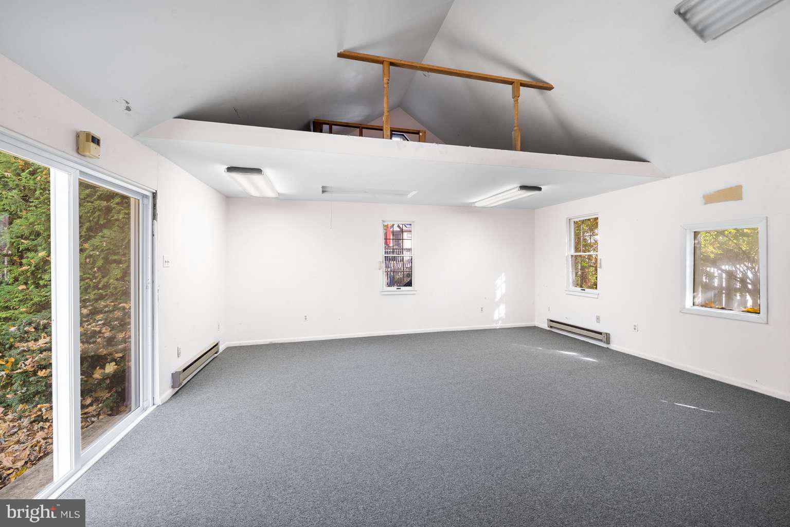 ELKINS PARK - Residential