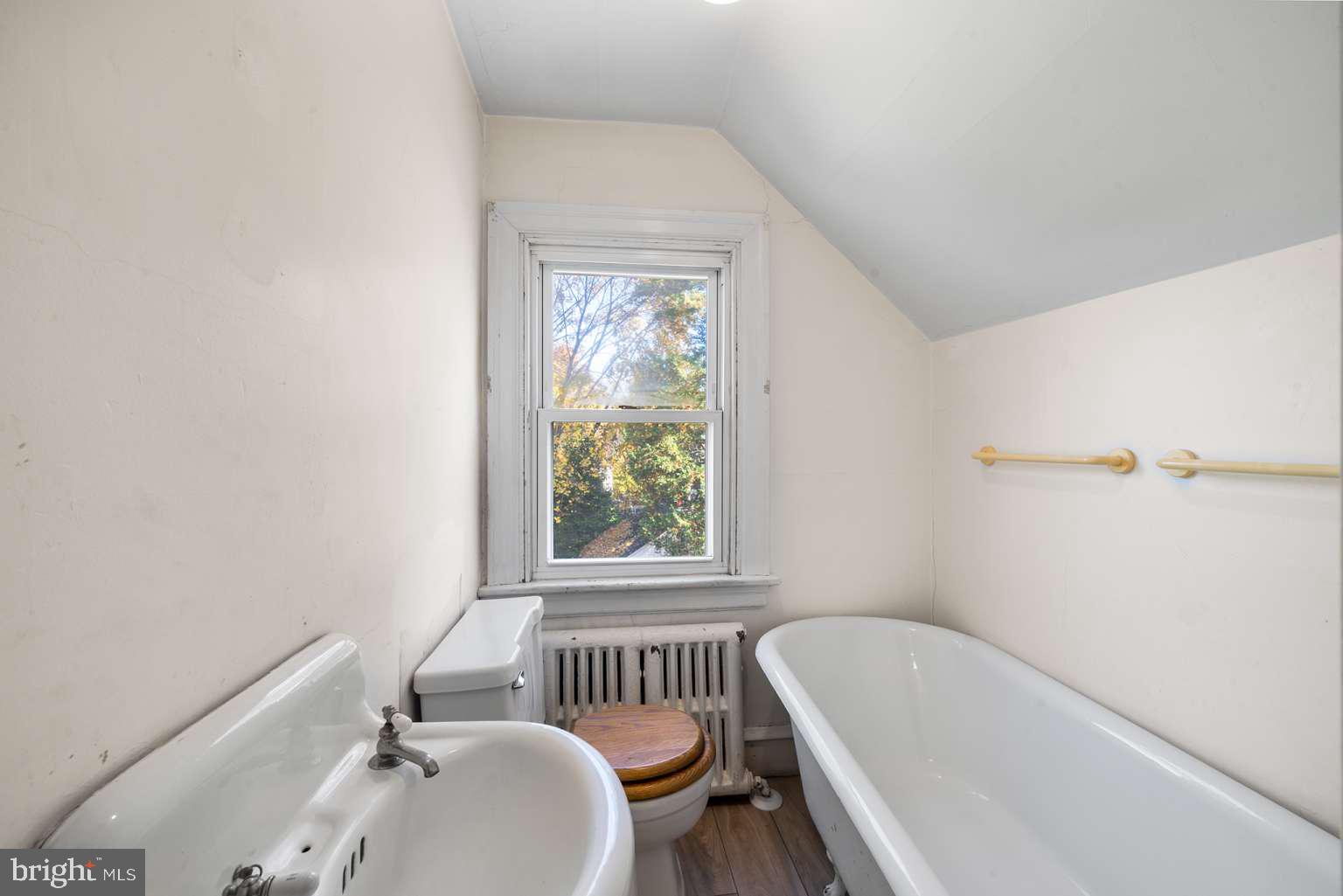 ELKINS PARK - Residential