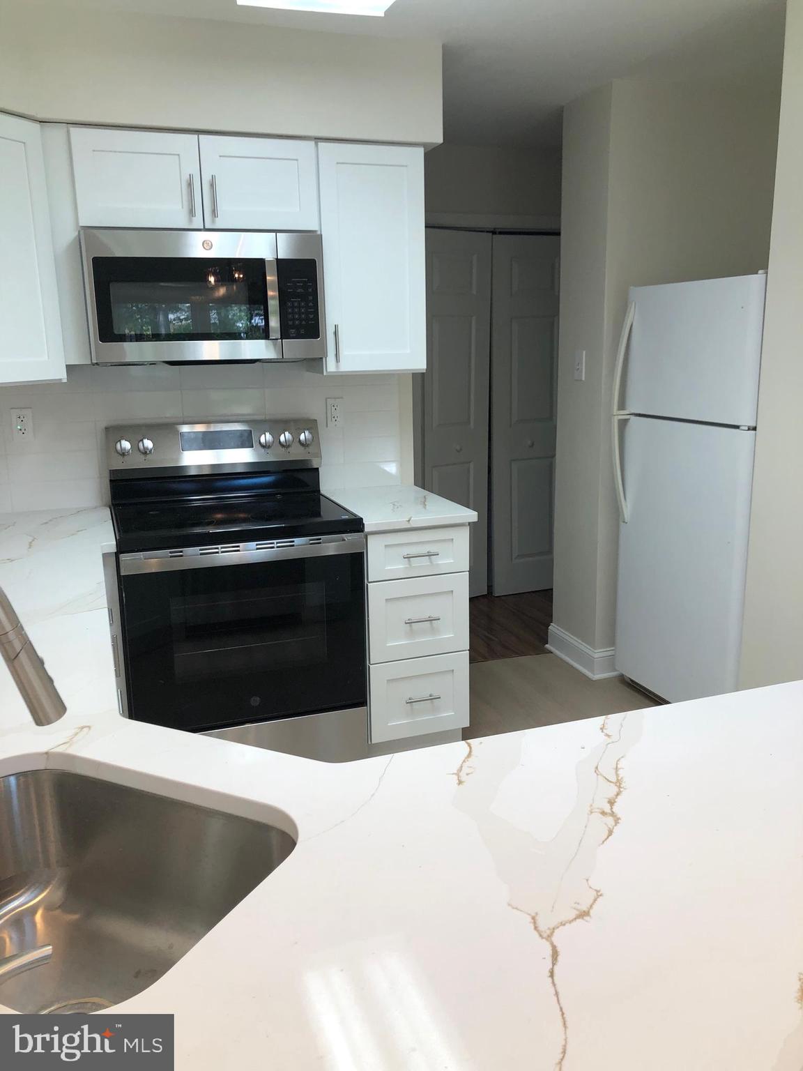 BROOKSIDE - Residential