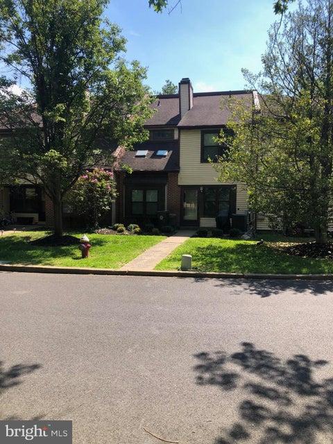Townhouse For Sale - 15 Heather Court<br/> NEWTOWN, PA 18940