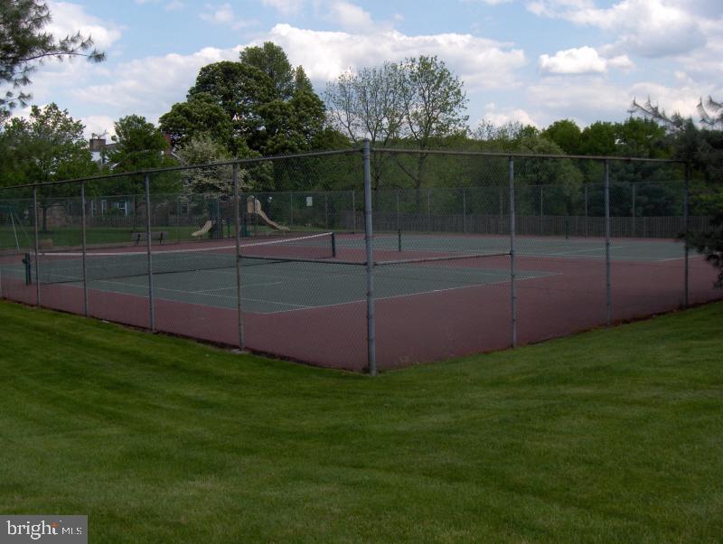 BROOKSIDE - Residential