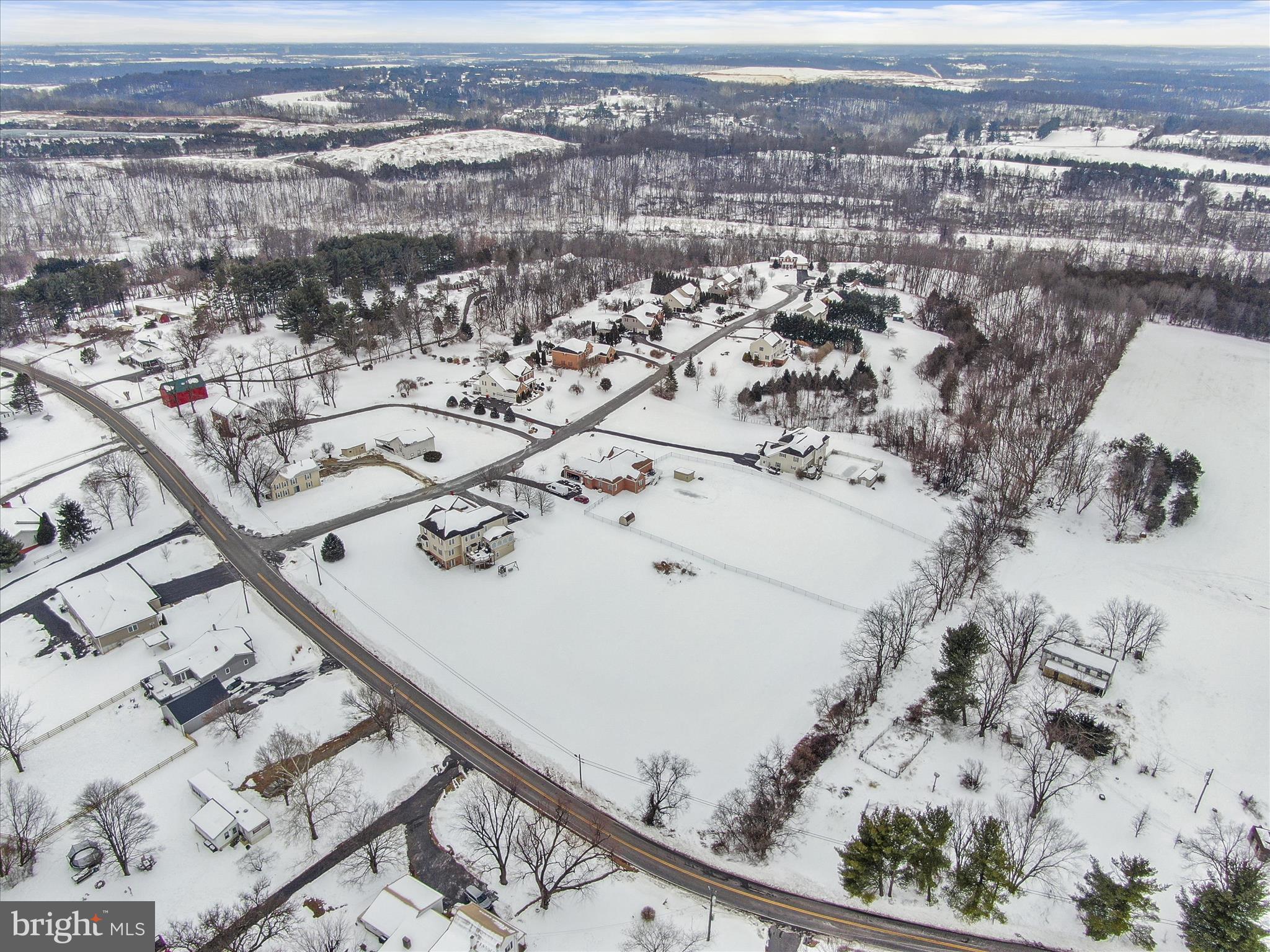 SUNSET CREEK ESTATES - Land