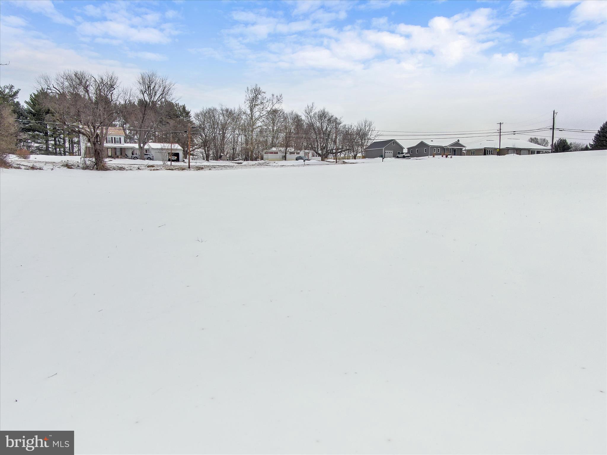 SUNSET CREEK ESTATES - Land