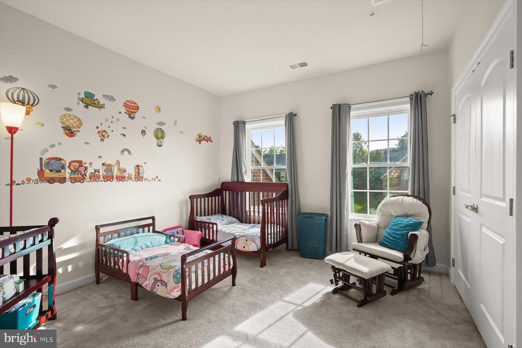 OAK CREEK CLUB - Residential