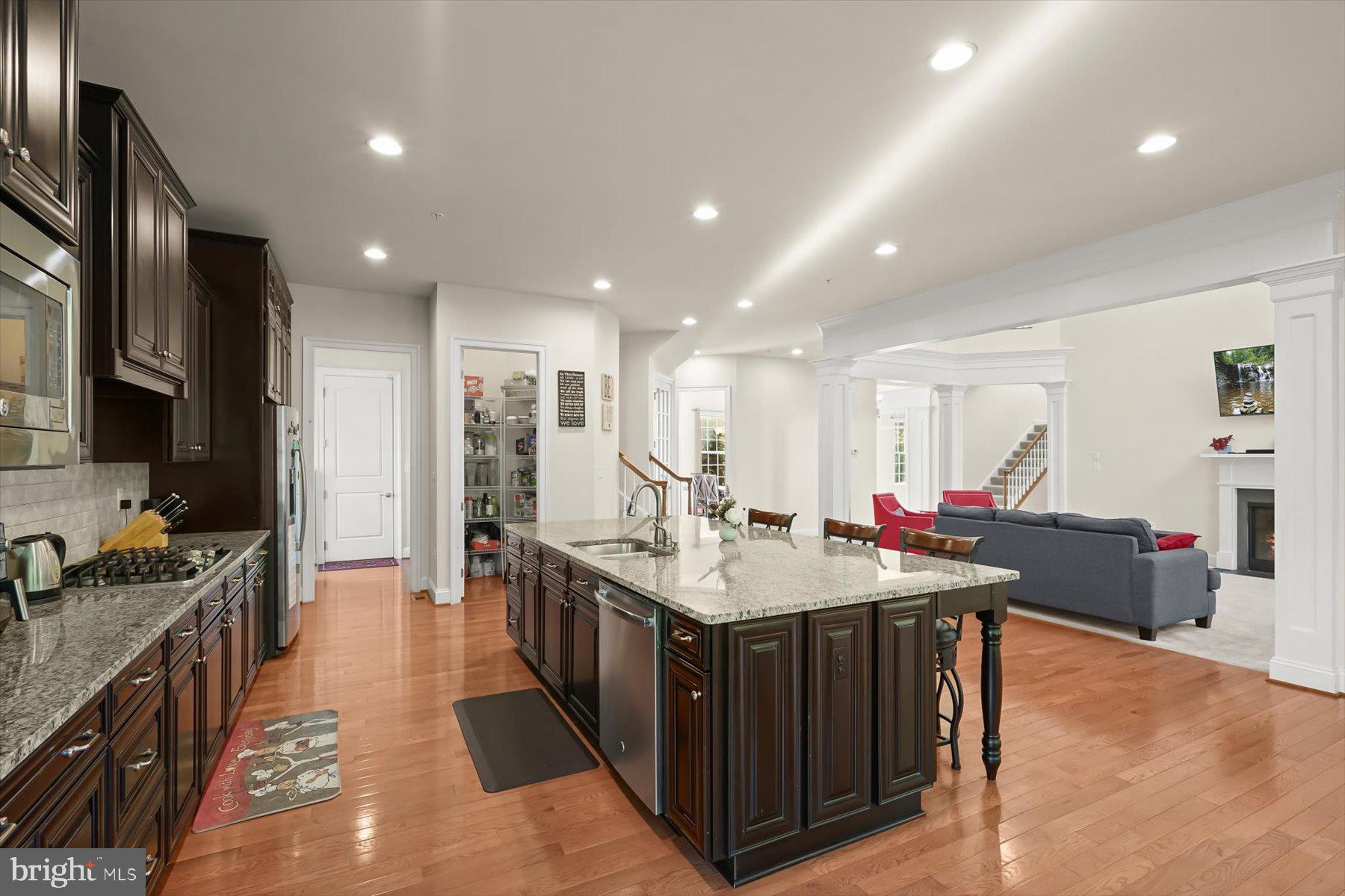 OAK CREEK CLUB - Residential