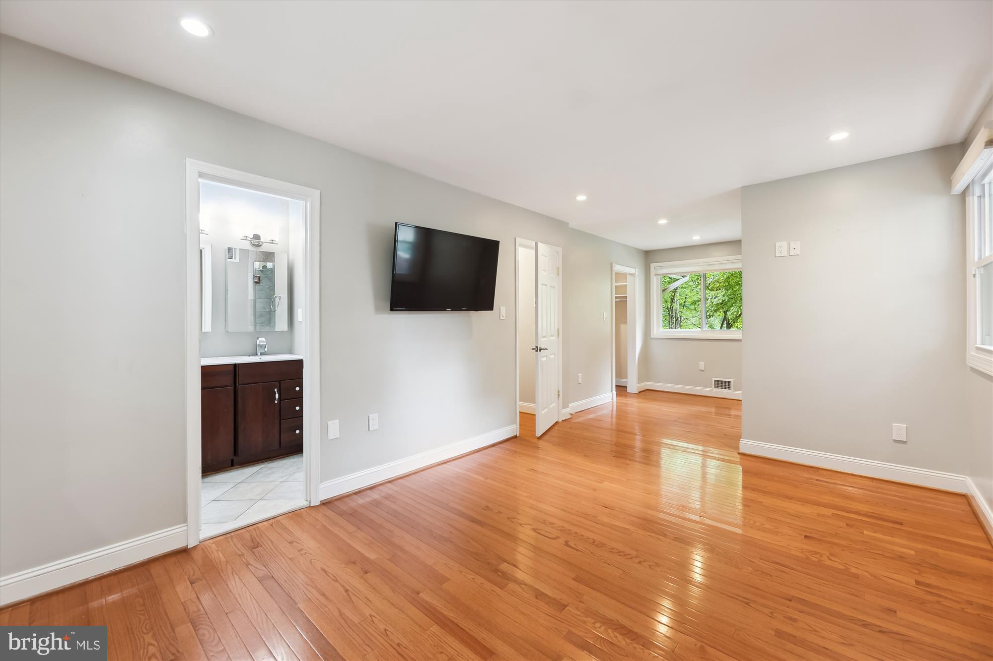 BURNING TREE ESTATES - Residential