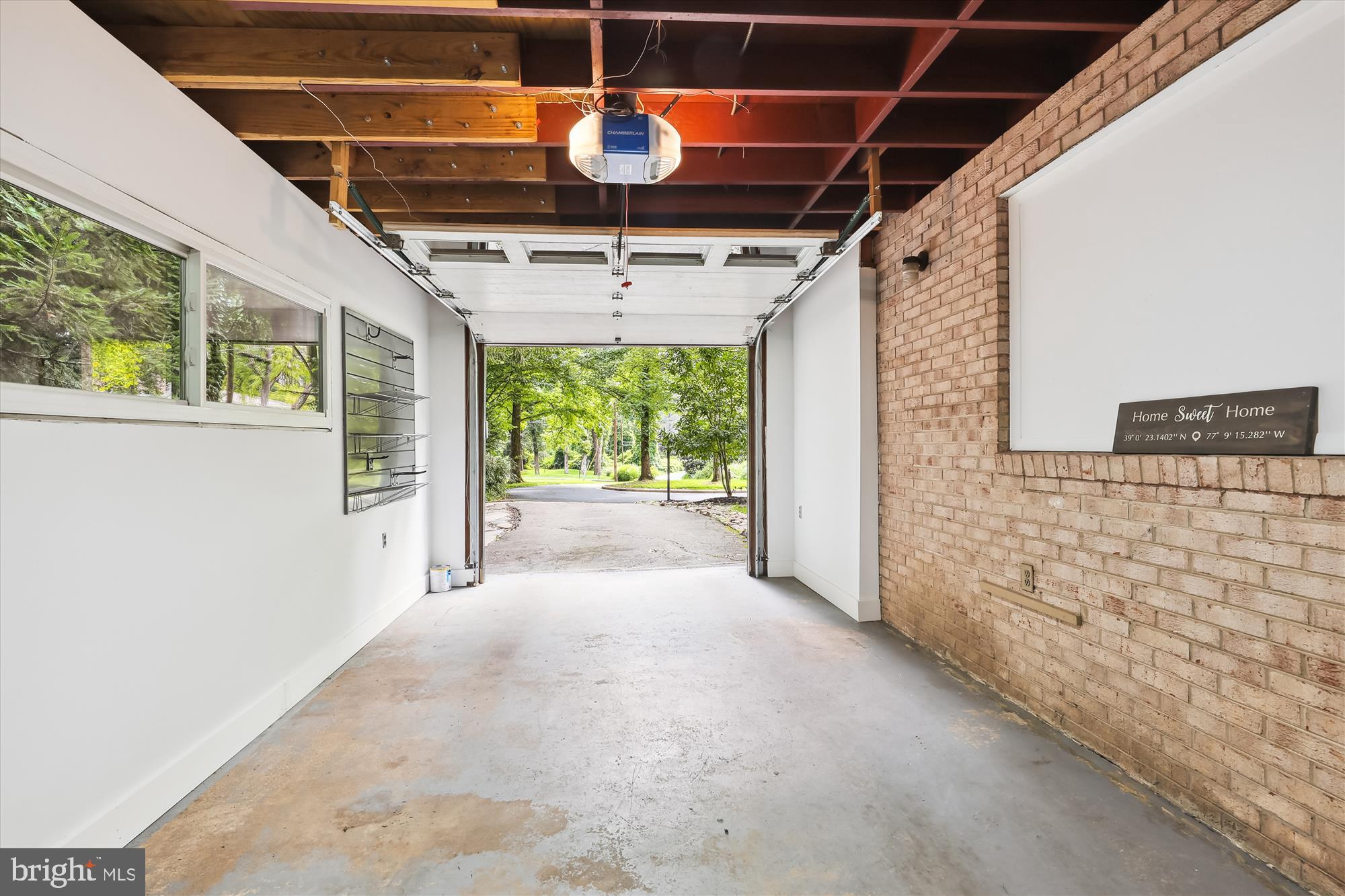 BURNING TREE ESTATES - Residential