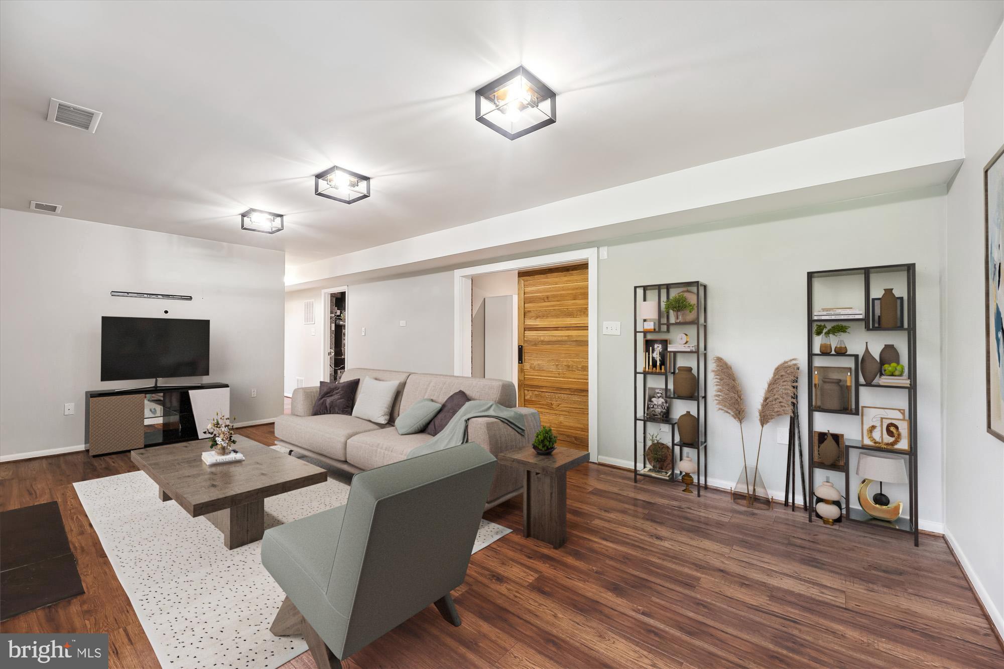 BURNING TREE ESTATES - Residential