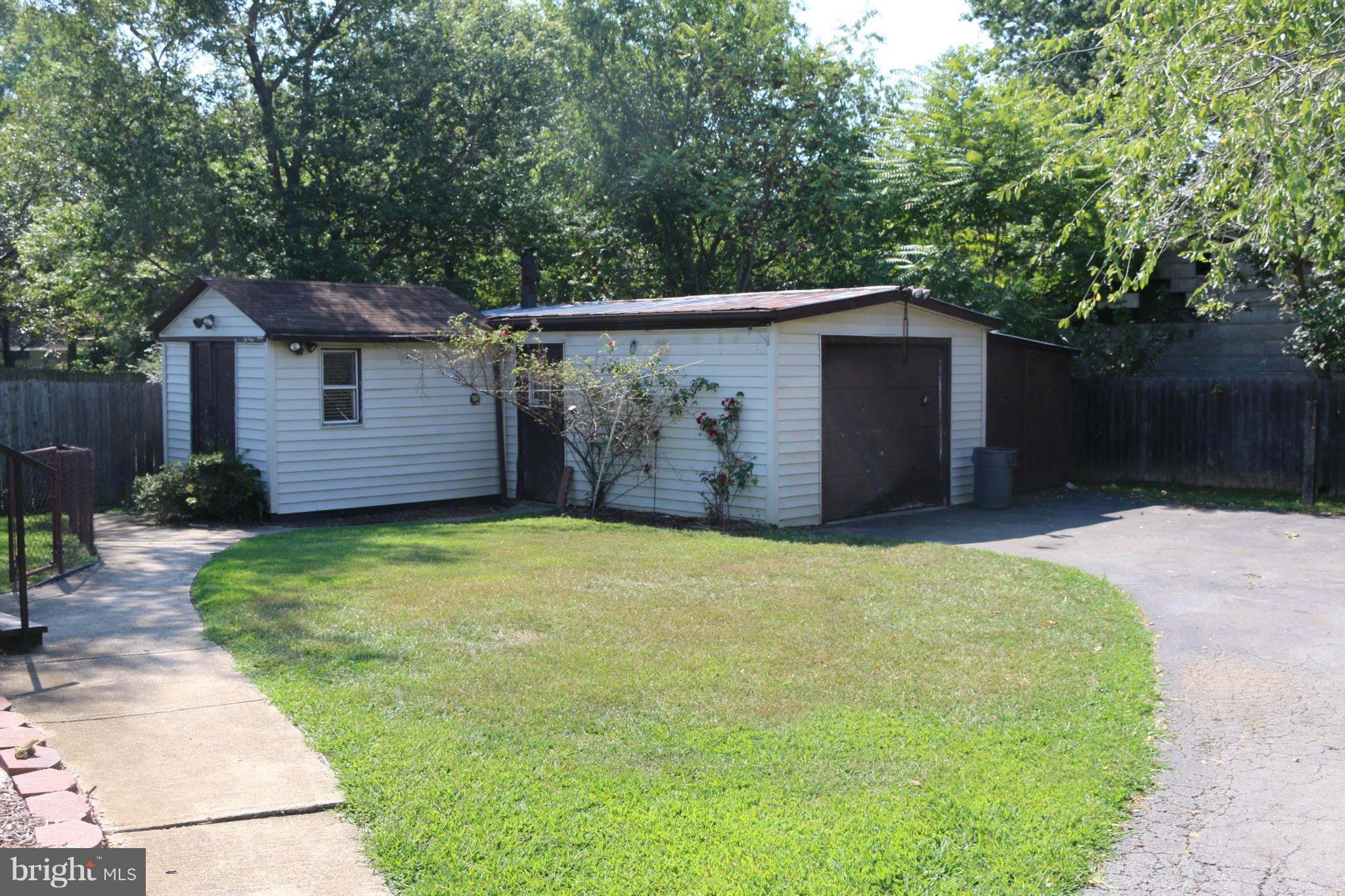 DALE CITY - Residential