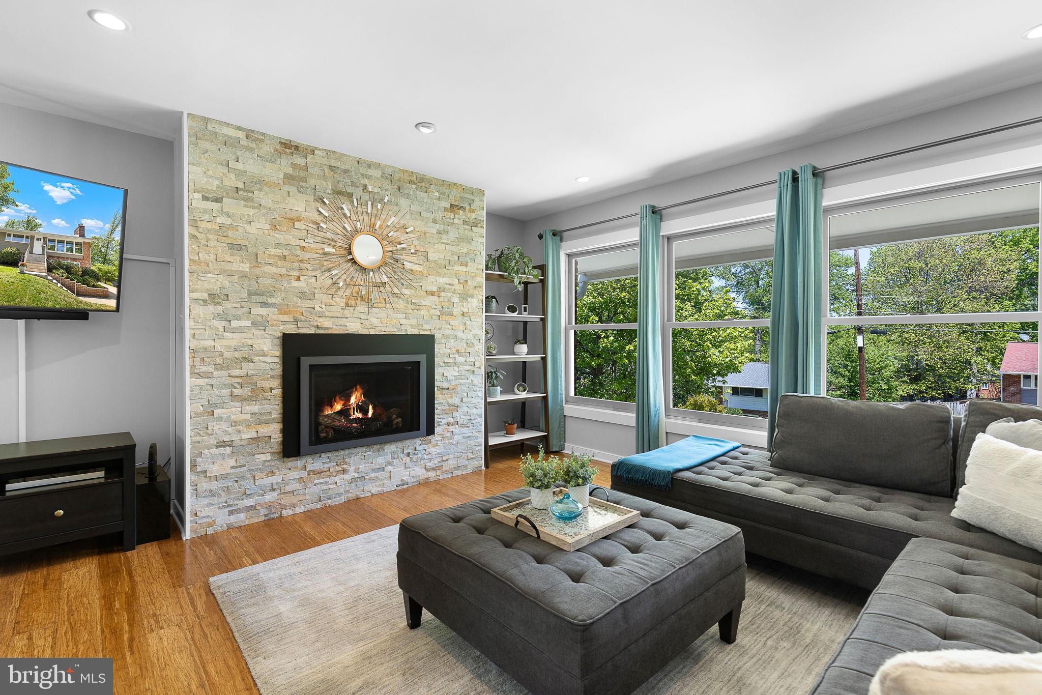 4014 JUSTINE DRIVE