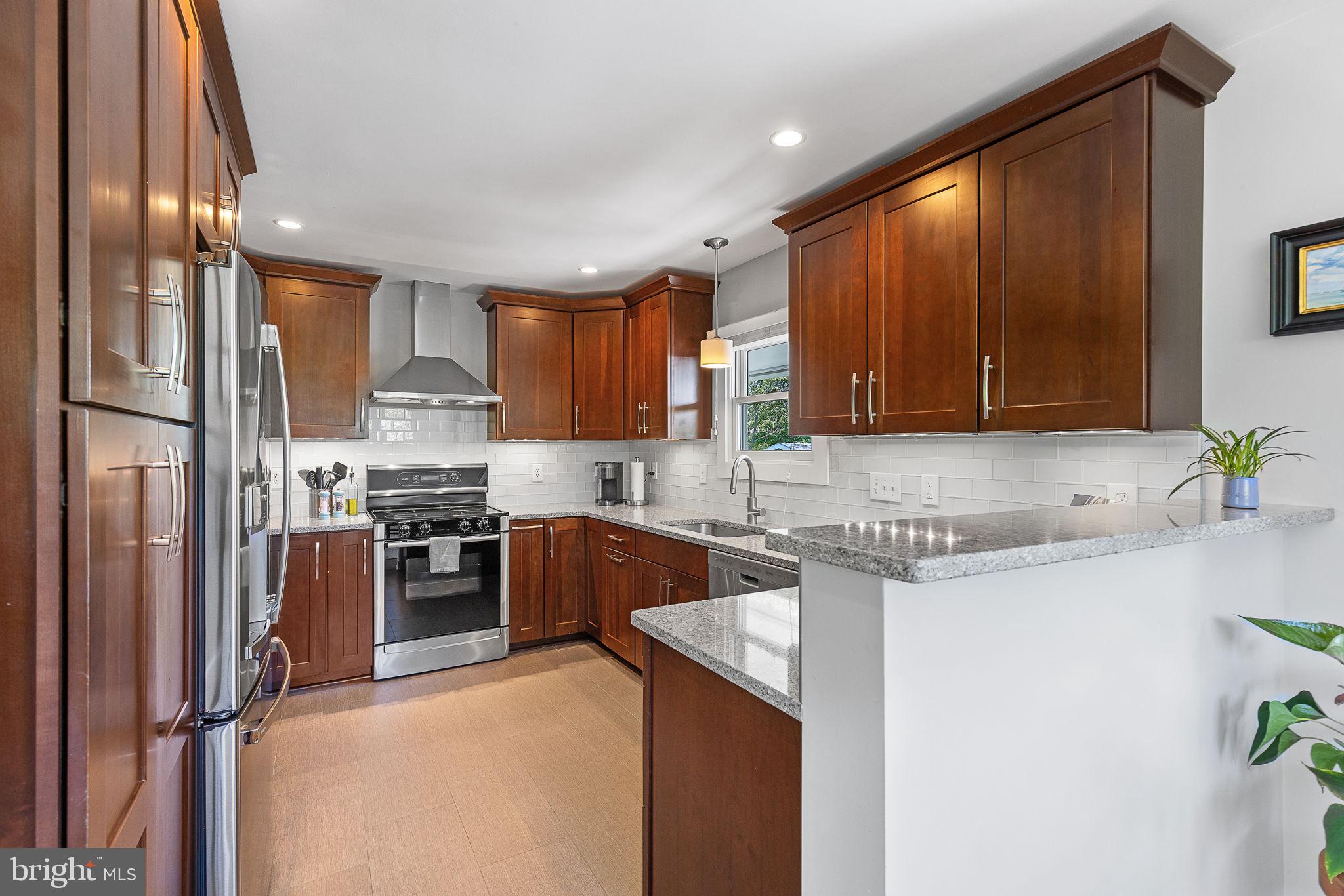 ROLF HEIGHTS - Residential