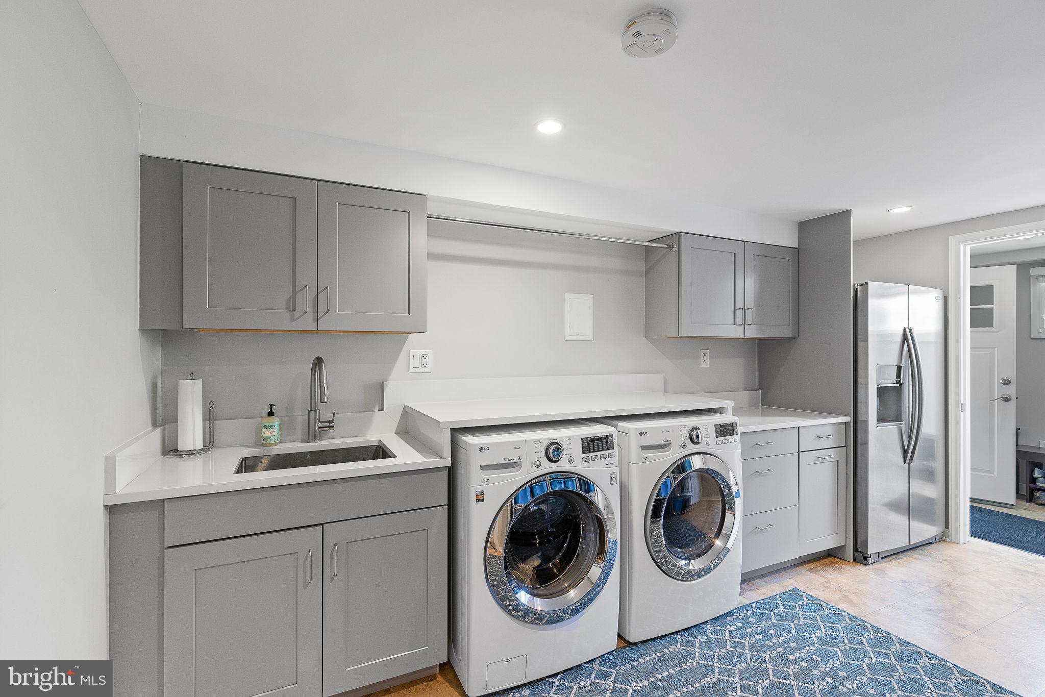 ROLF HEIGHTS - Residential