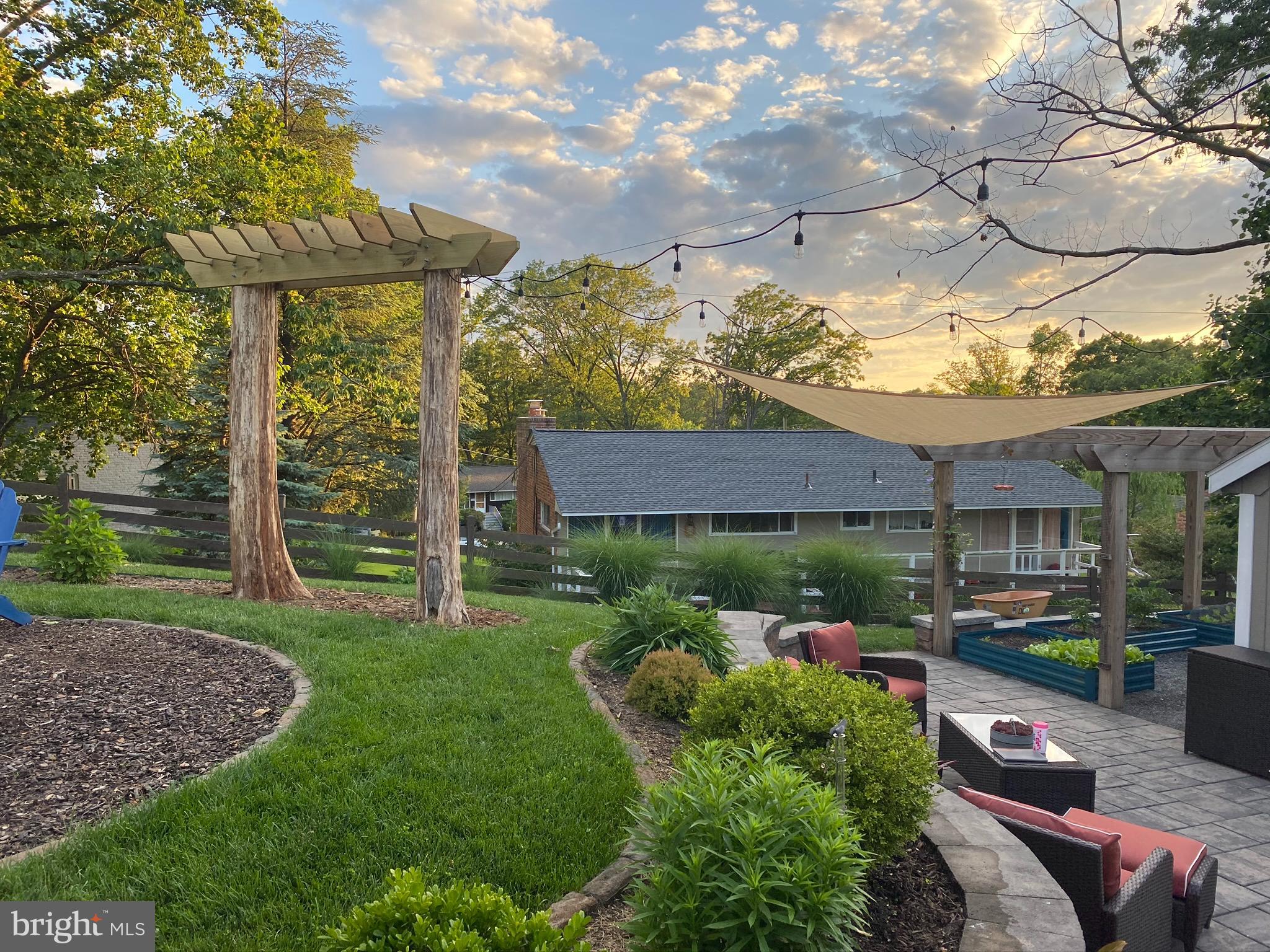 ROLF HEIGHTS - Residential