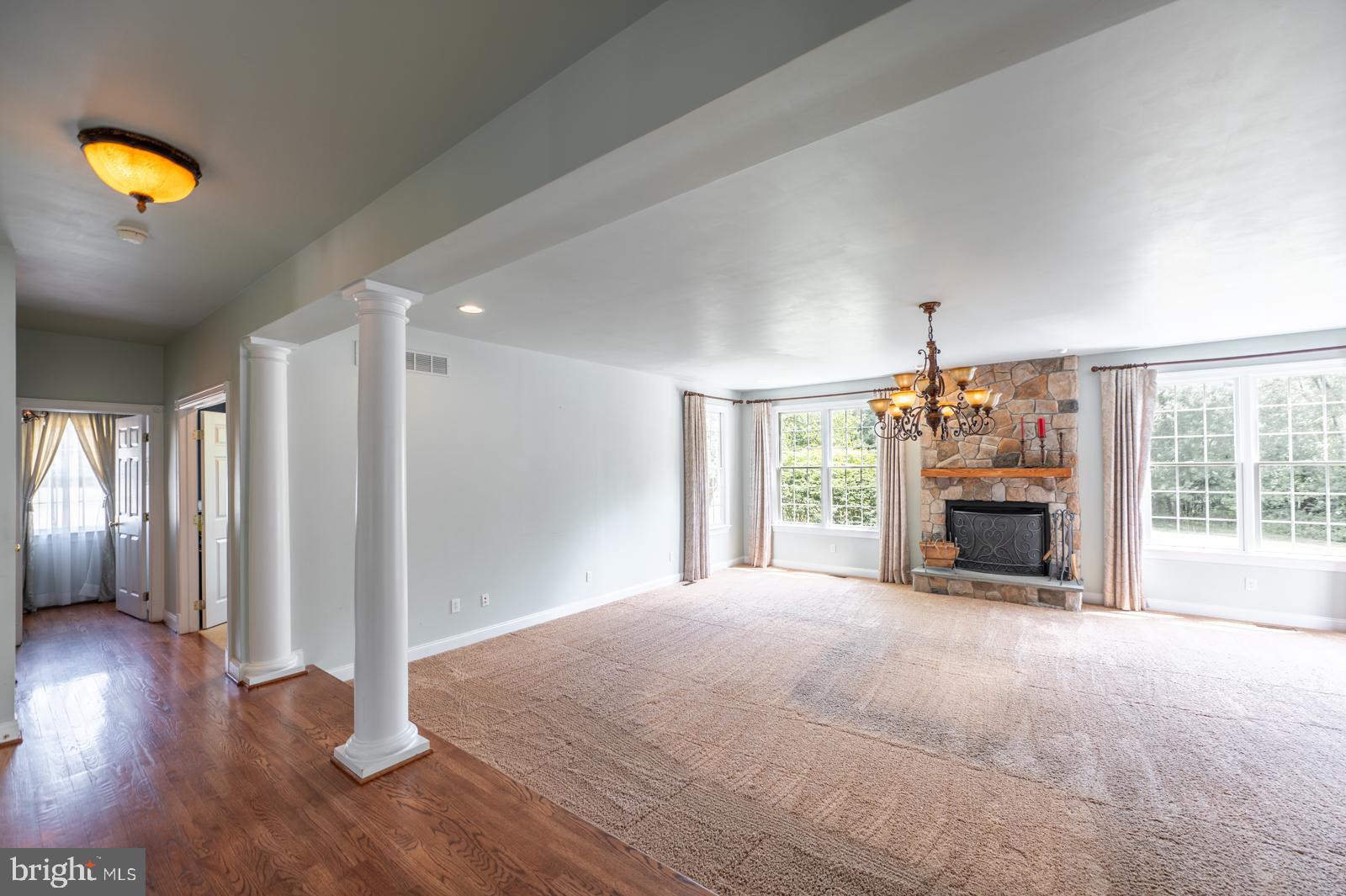 PROVIDENCE CHASE - Residential