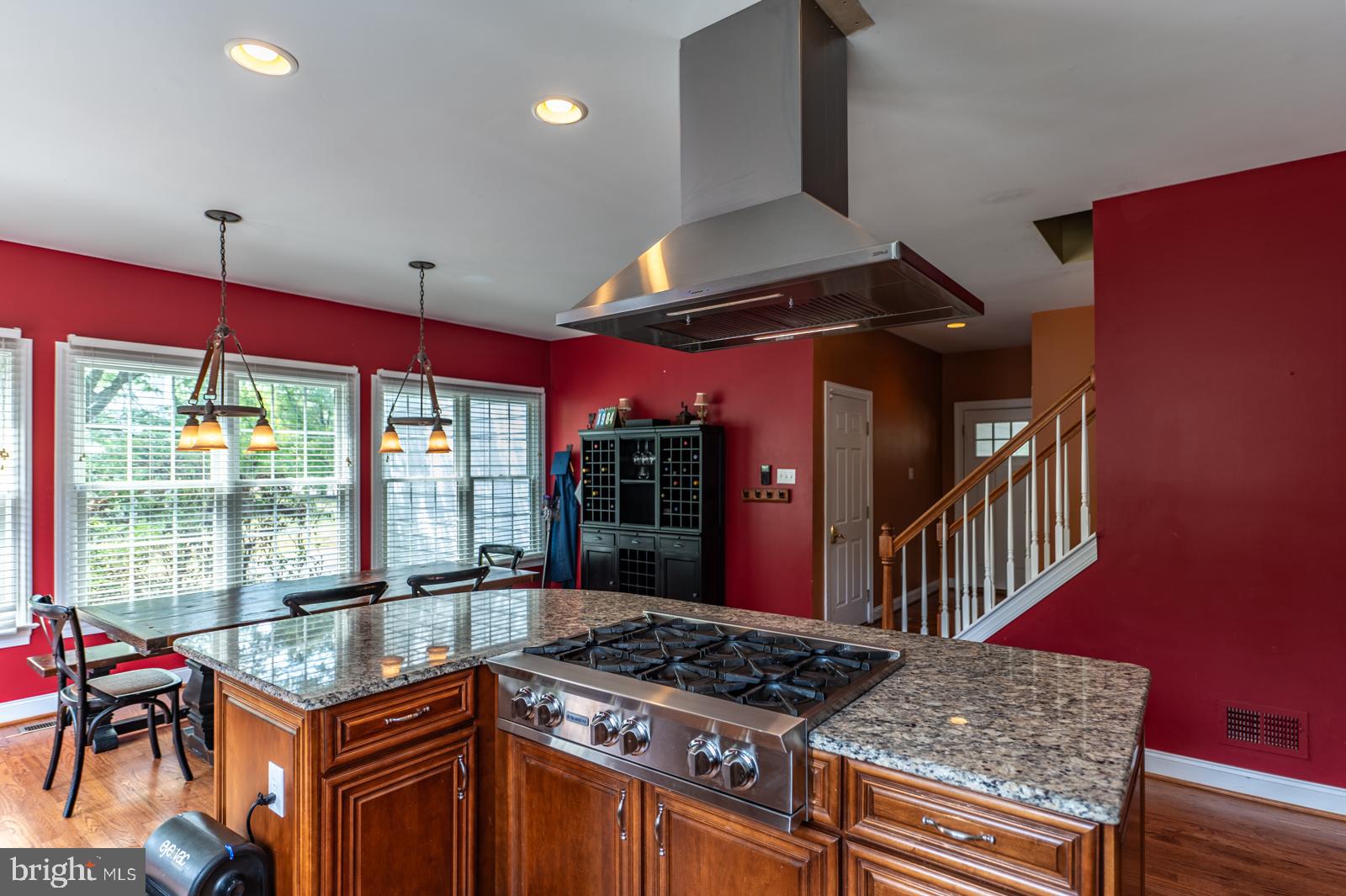 PROVIDENCE CHASE - Residential