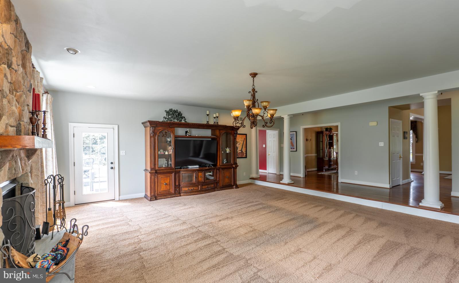 PROVIDENCE CHASE - Residential