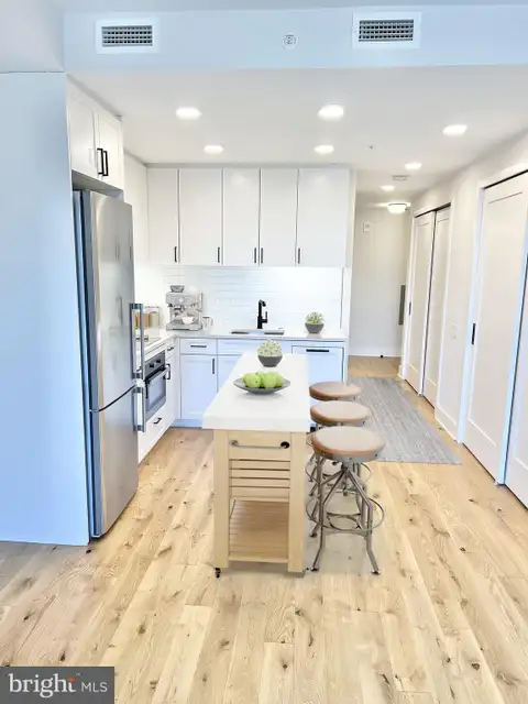 MLS: DCDC2272318