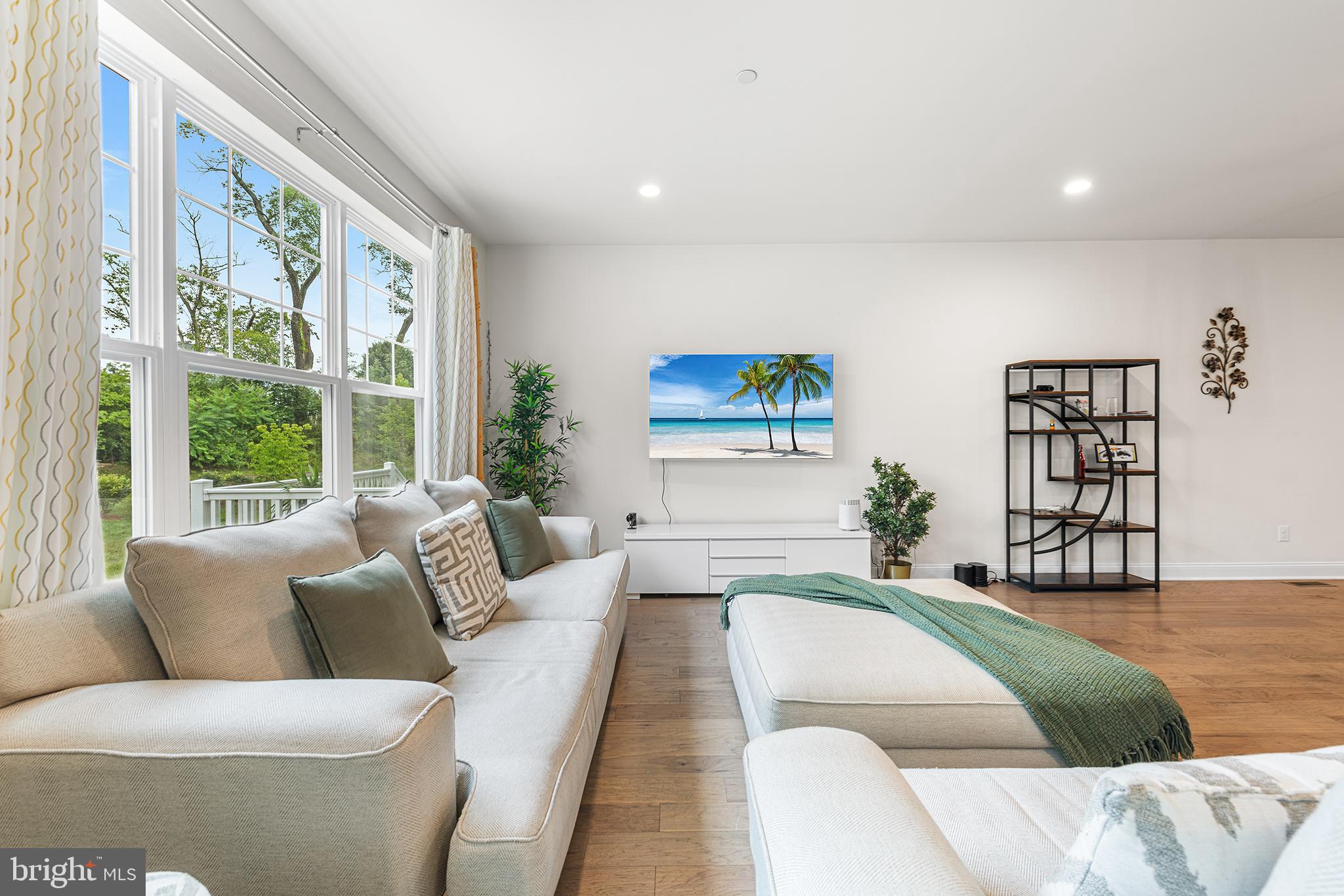 ENCLAVE AT RIDGEWOOD - Residential Lease