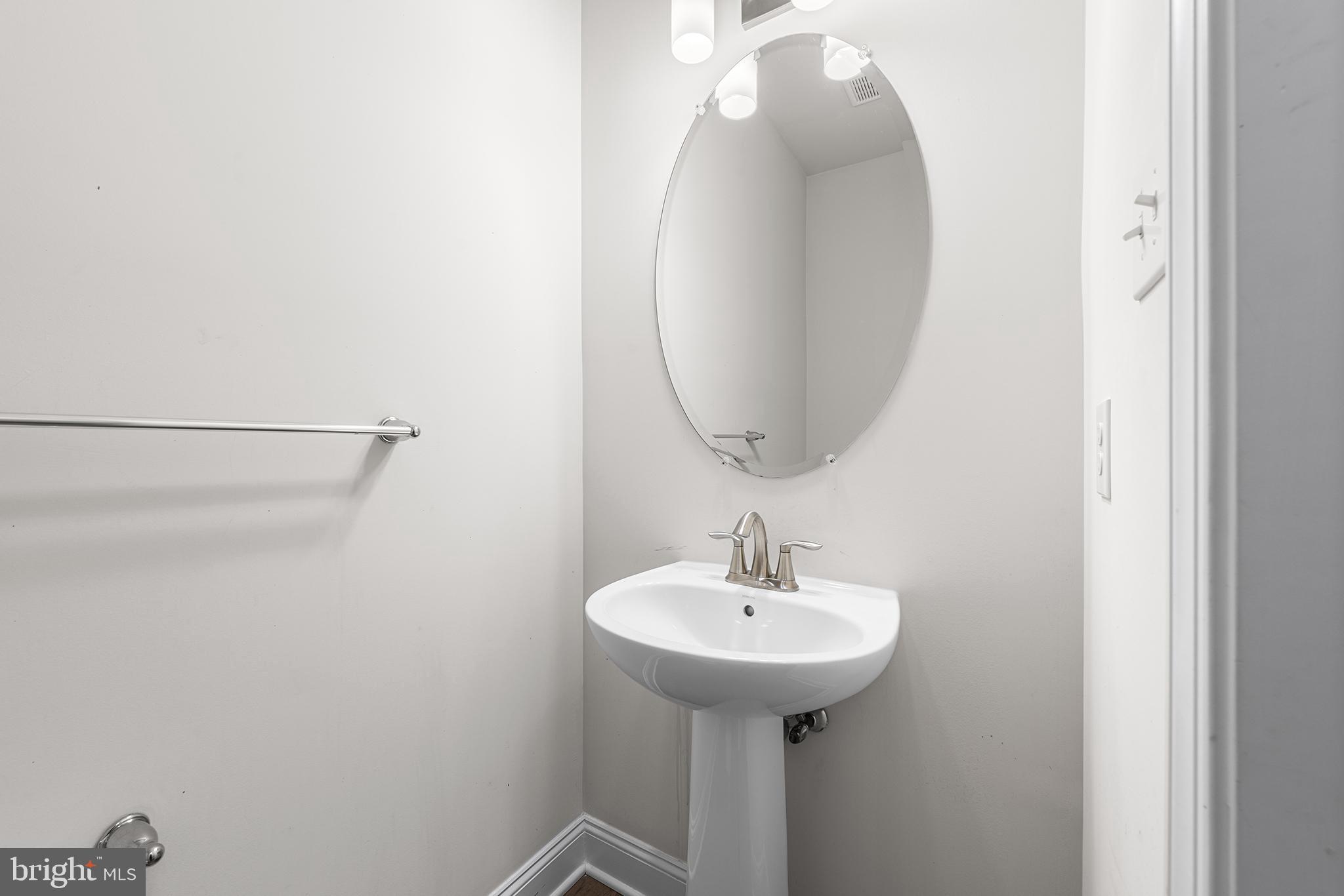 ENCLAVE AT RIDGEWOOD - Residential Lease