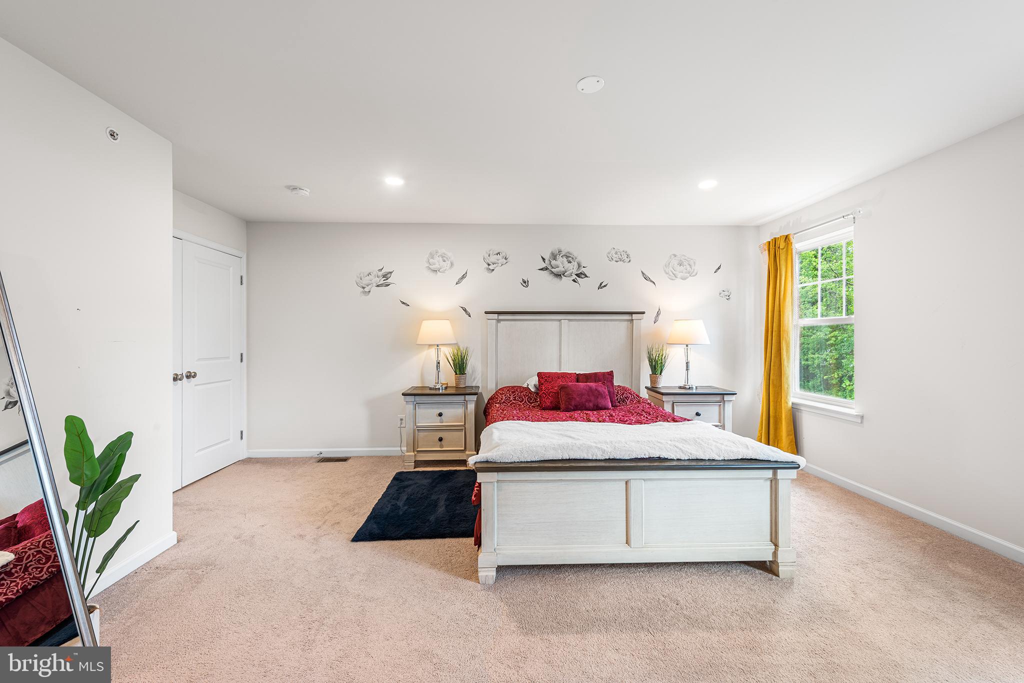 ENCLAVE AT RIDGEWOOD - Residential Lease