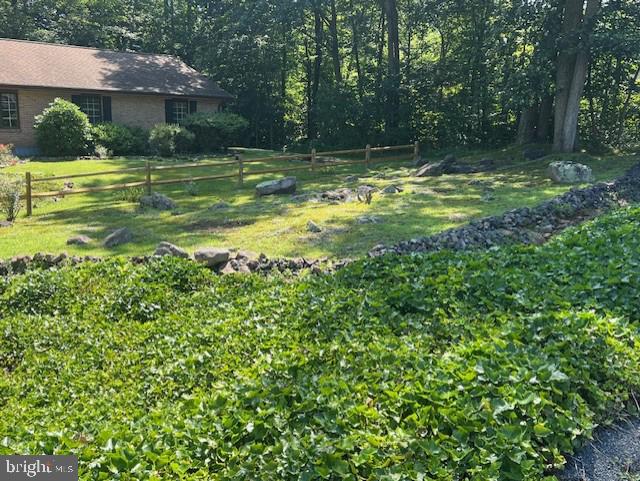 1044 MAPLE GROVE RD