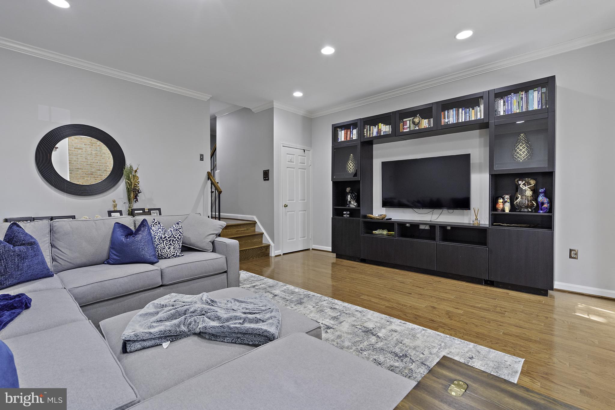 BRIGADOON - Residential Lease