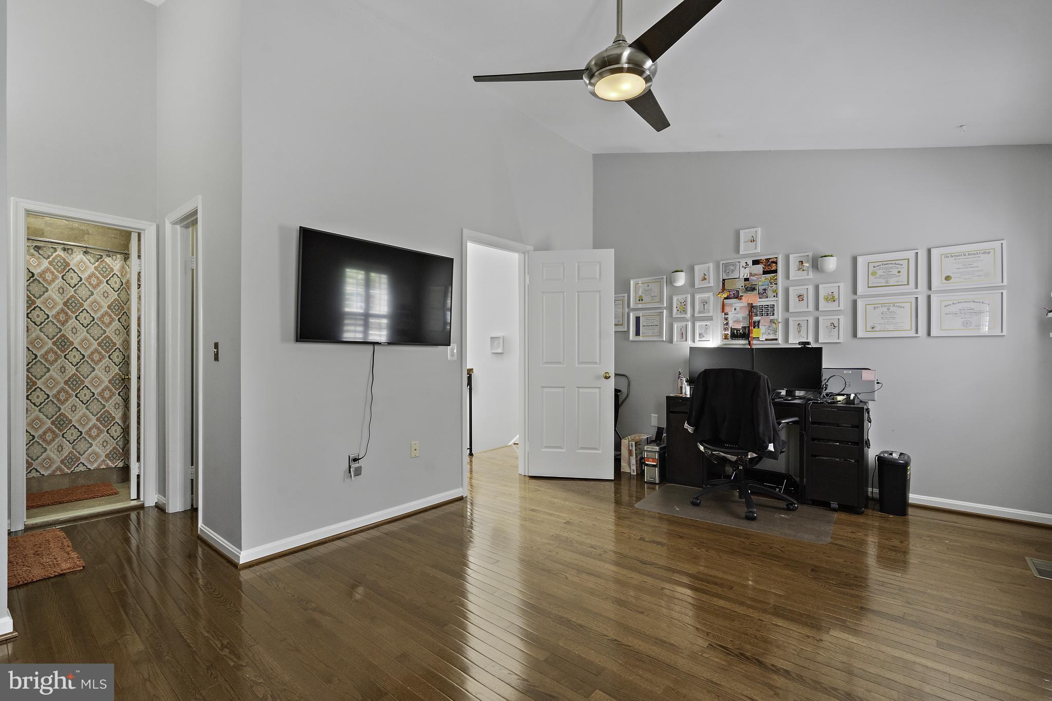 BRIGADOON - Residential Lease