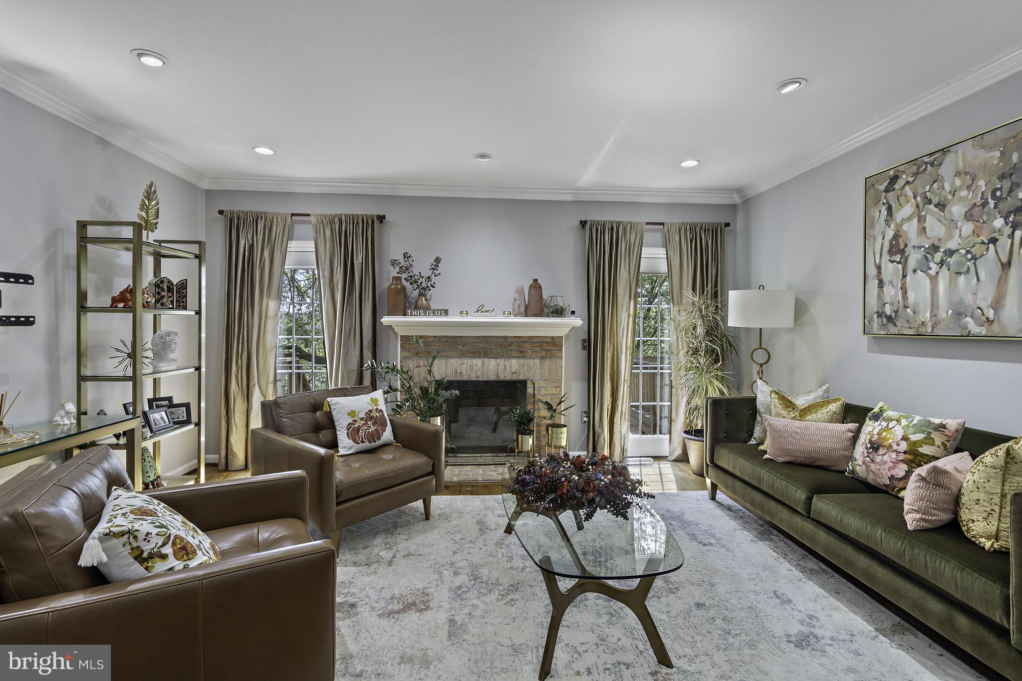 BRIGADOON - Residential Lease