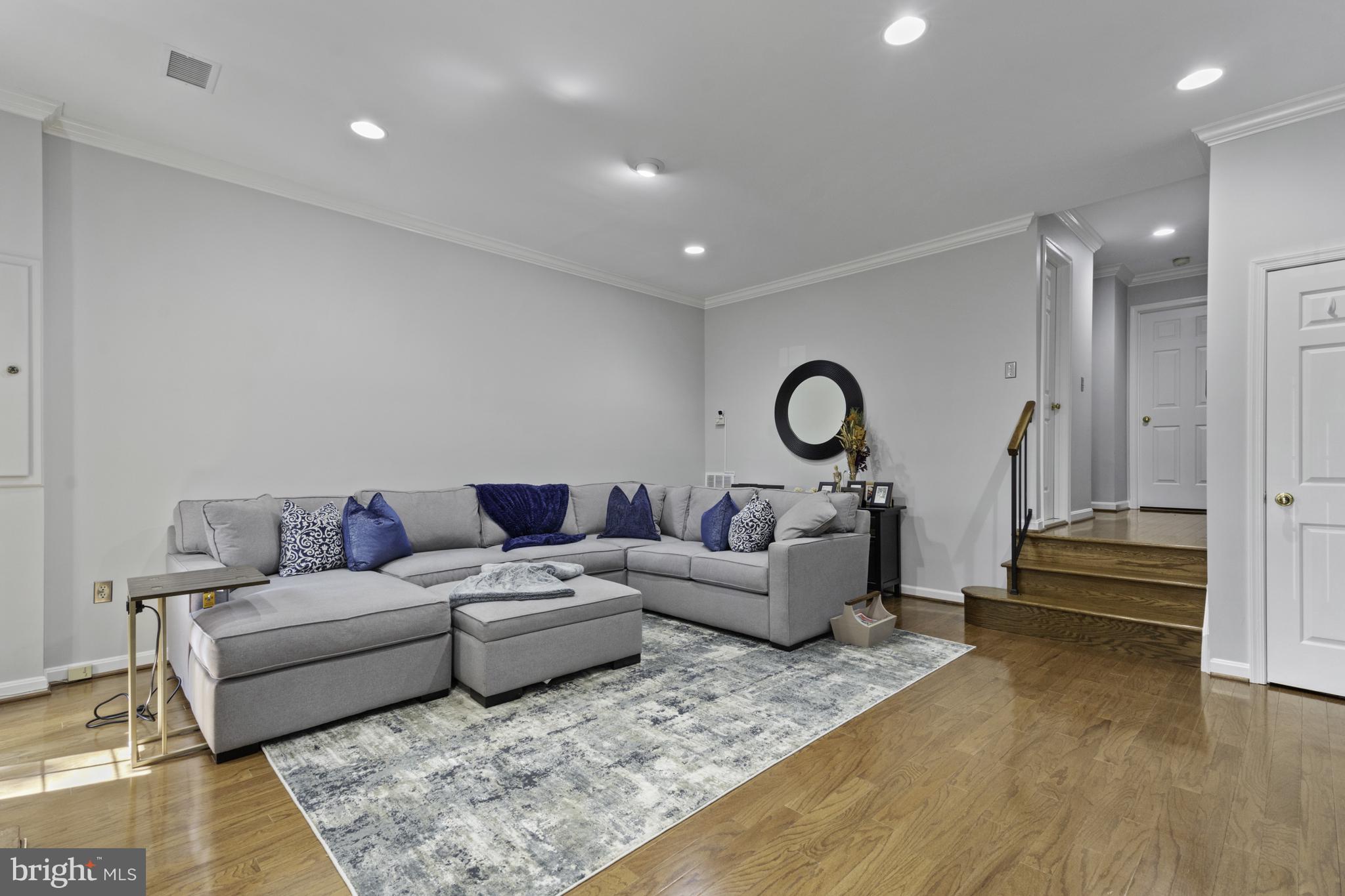 BRIGADOON - Residential Lease