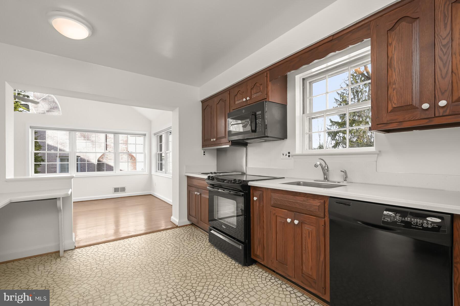 WESTWOOD - Residential