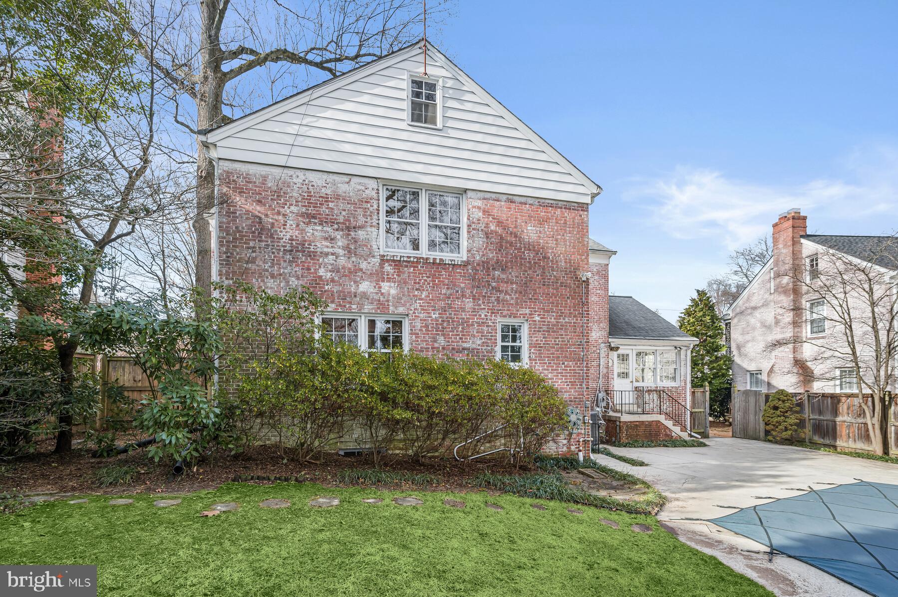 WESTWOOD - Residential