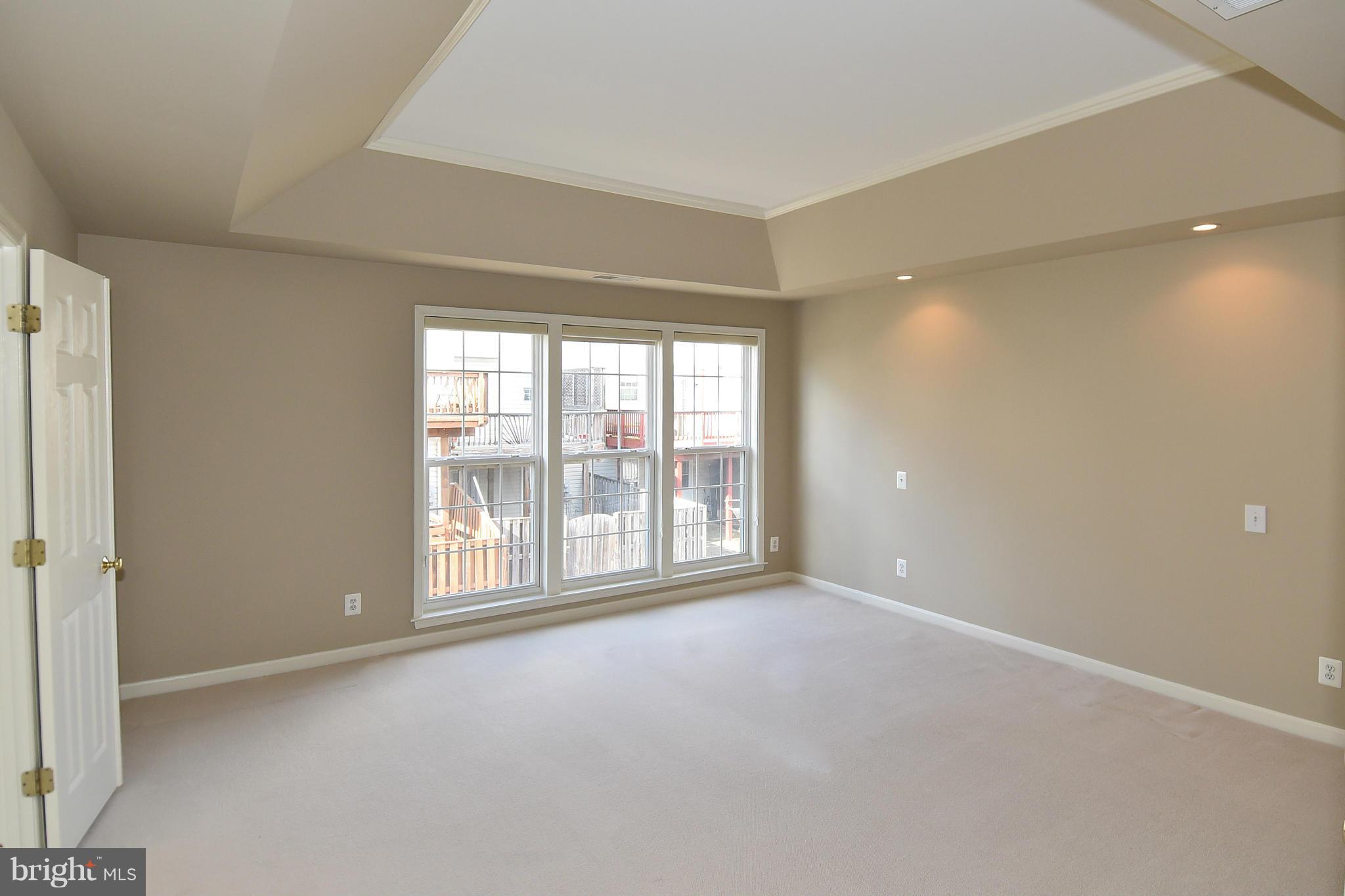 LEONARD PROPERTY - Residential