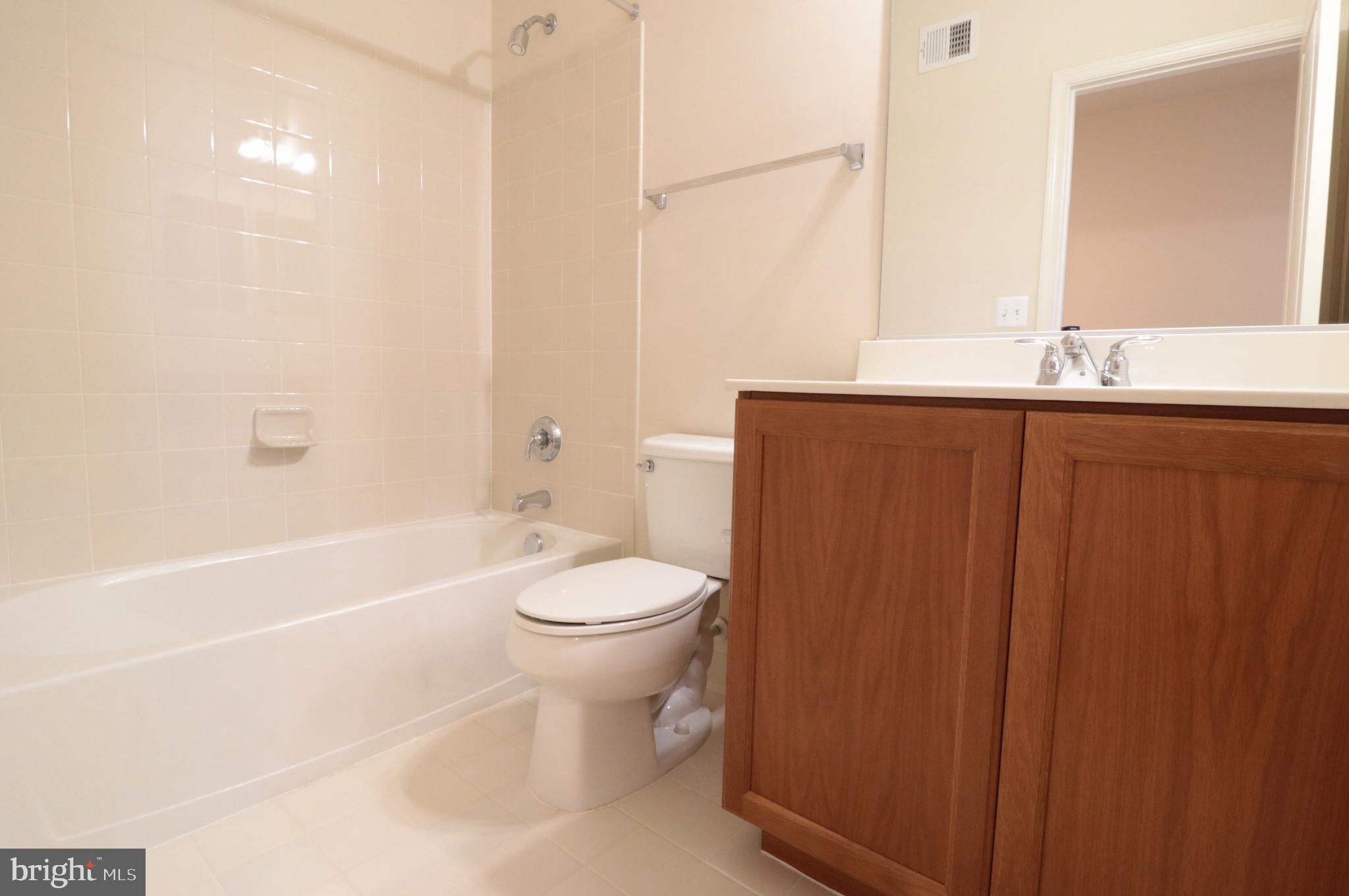 GALLERY PARK - Residential Lease