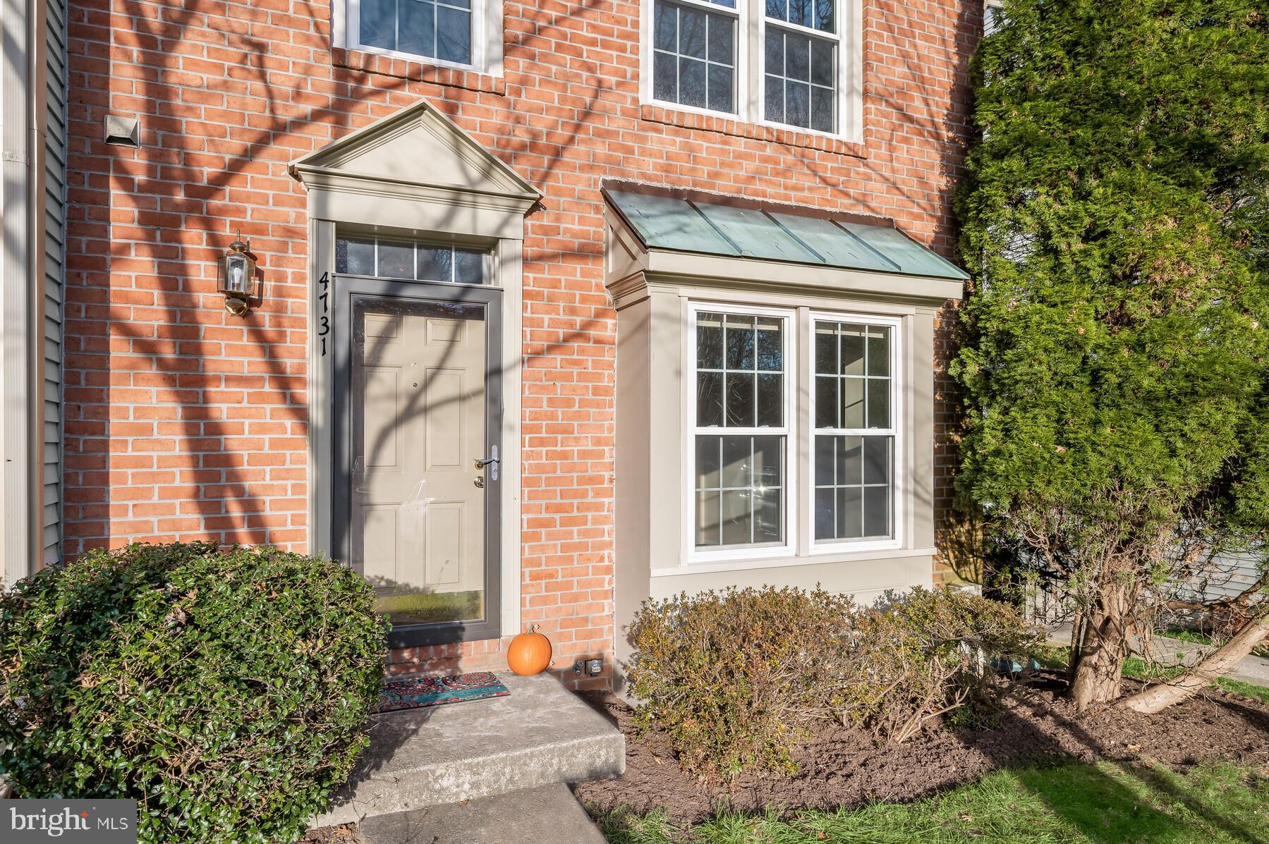 DORSEY HALL - Residential