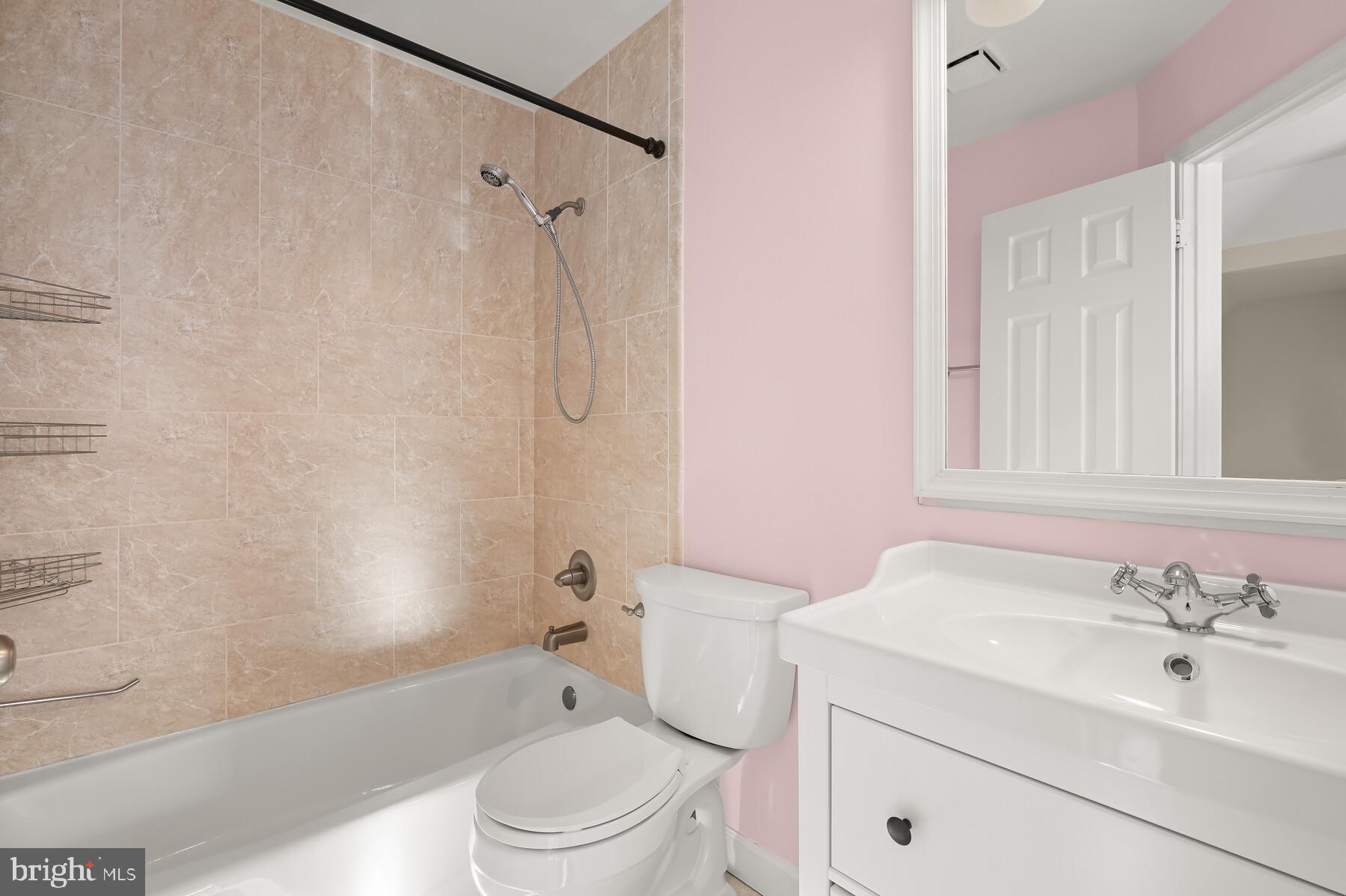 DORSEY HALL - Residential