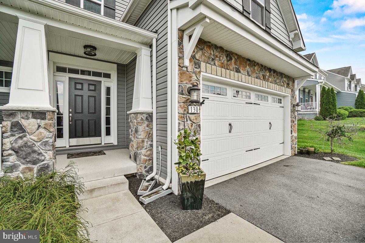 STONECREST - Residential