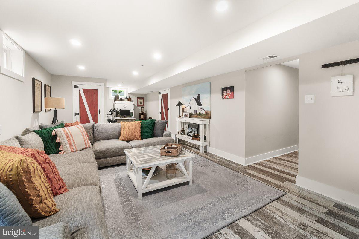 STONECREST - Residential