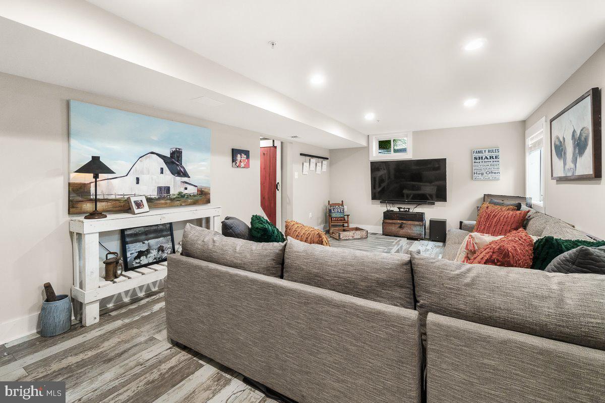 STONECREST - Residential