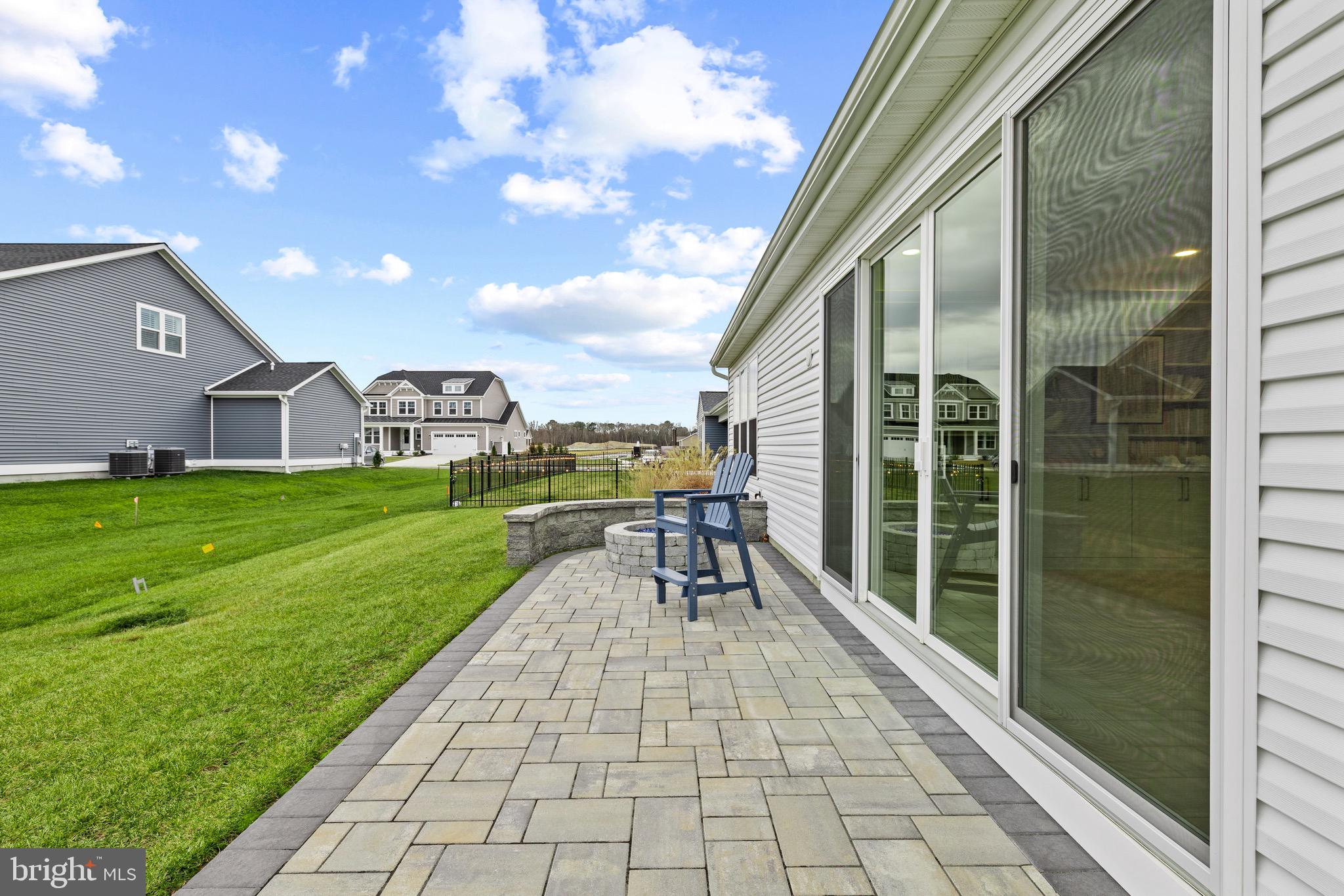 EAST GATE - Residential