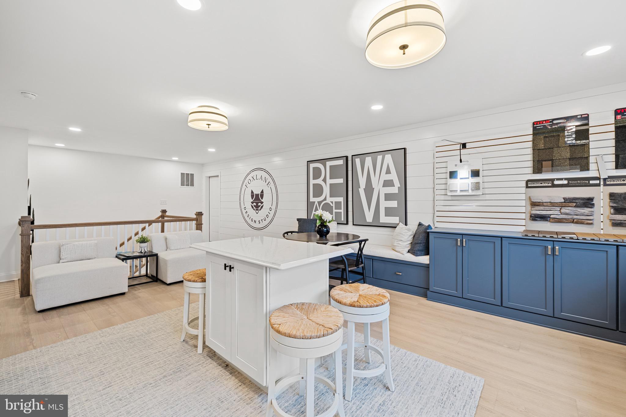 EAST GATE - Residential