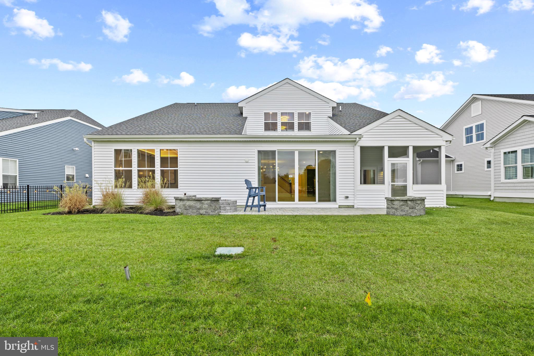 EAST GATE - Residential