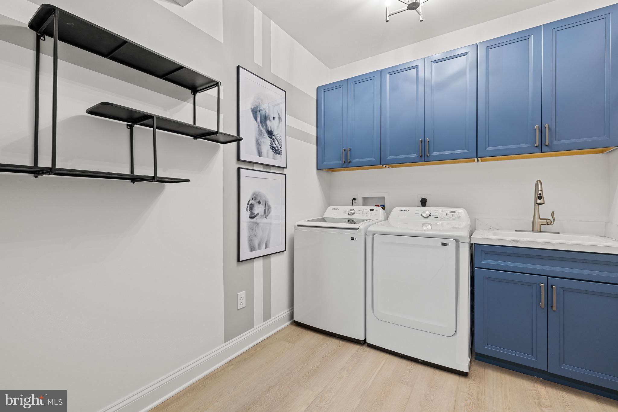 EAST GATE - Residential