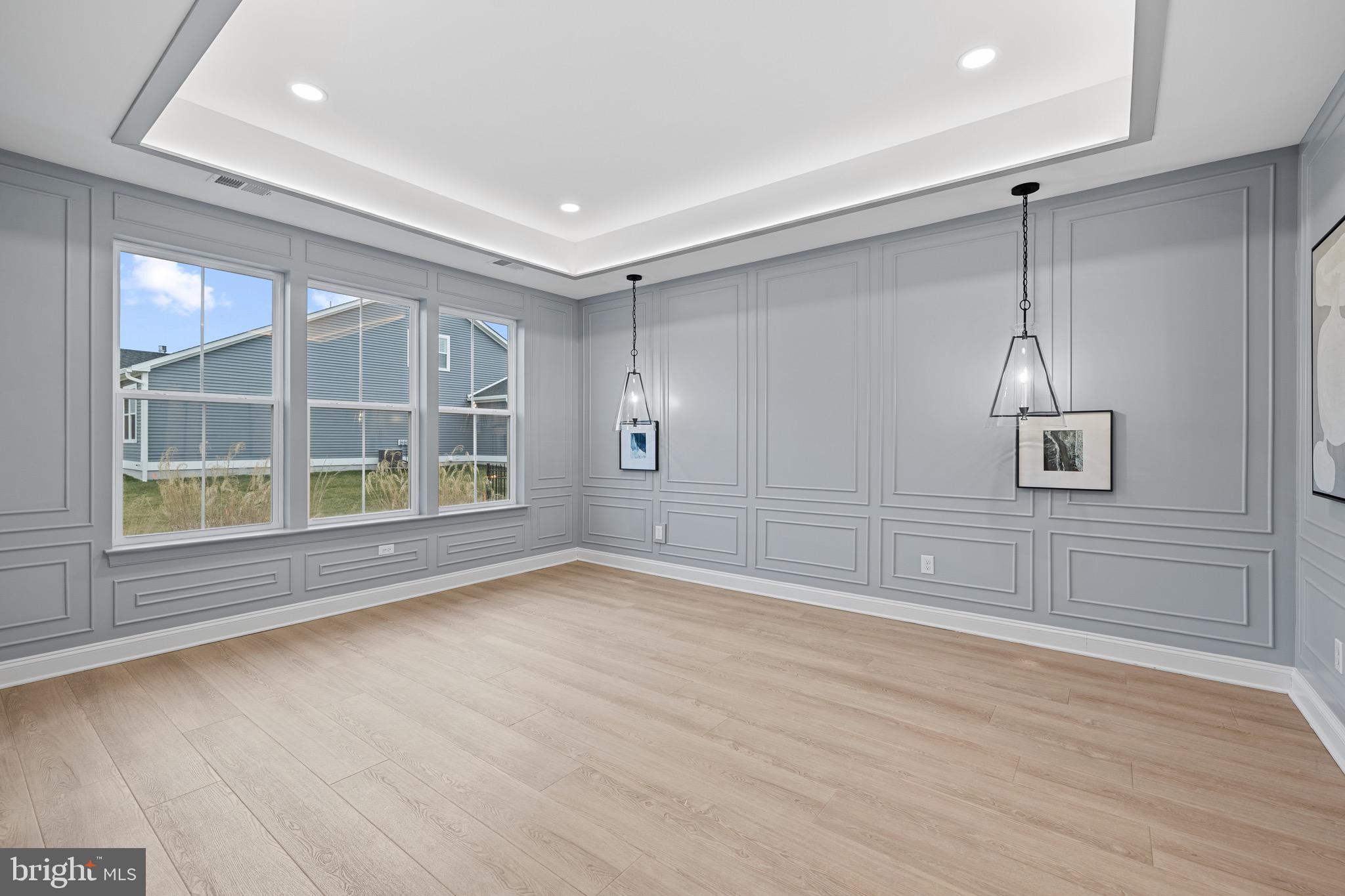 EAST GATE - Residential