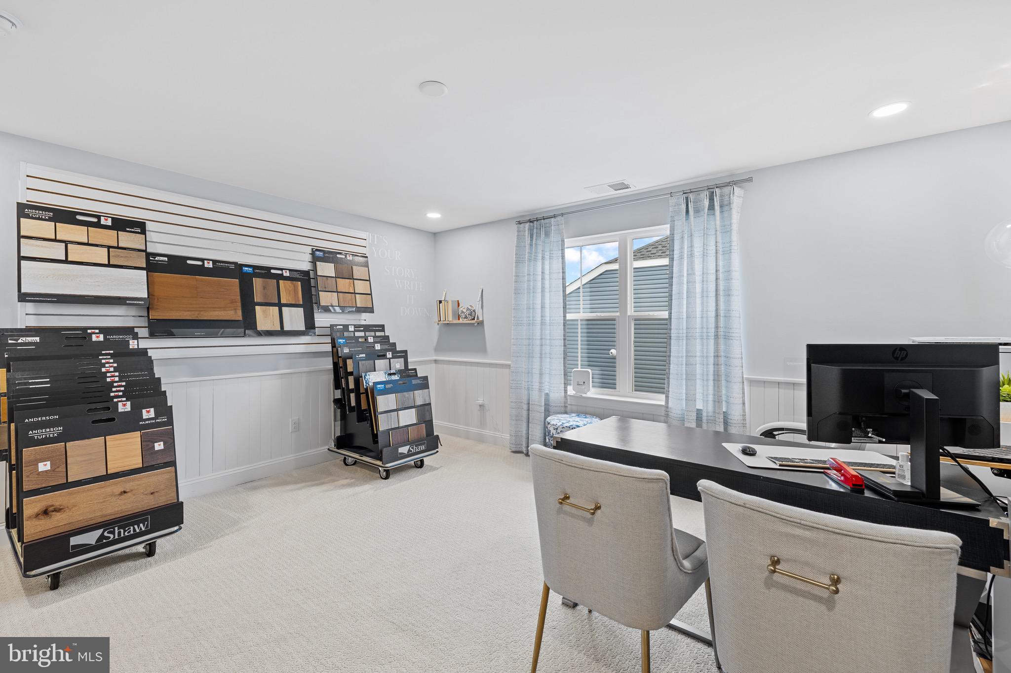 EAST GATE - Residential