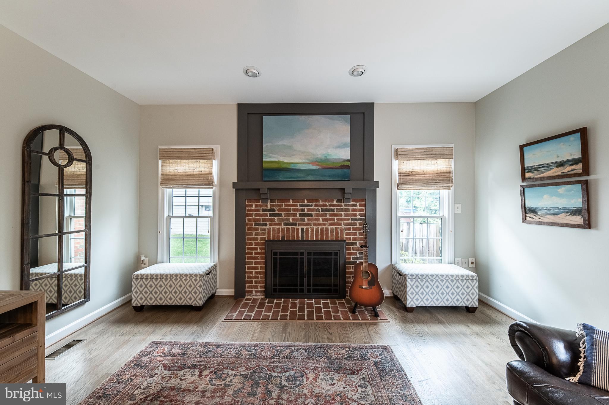 ASHBURN STATION - Residential