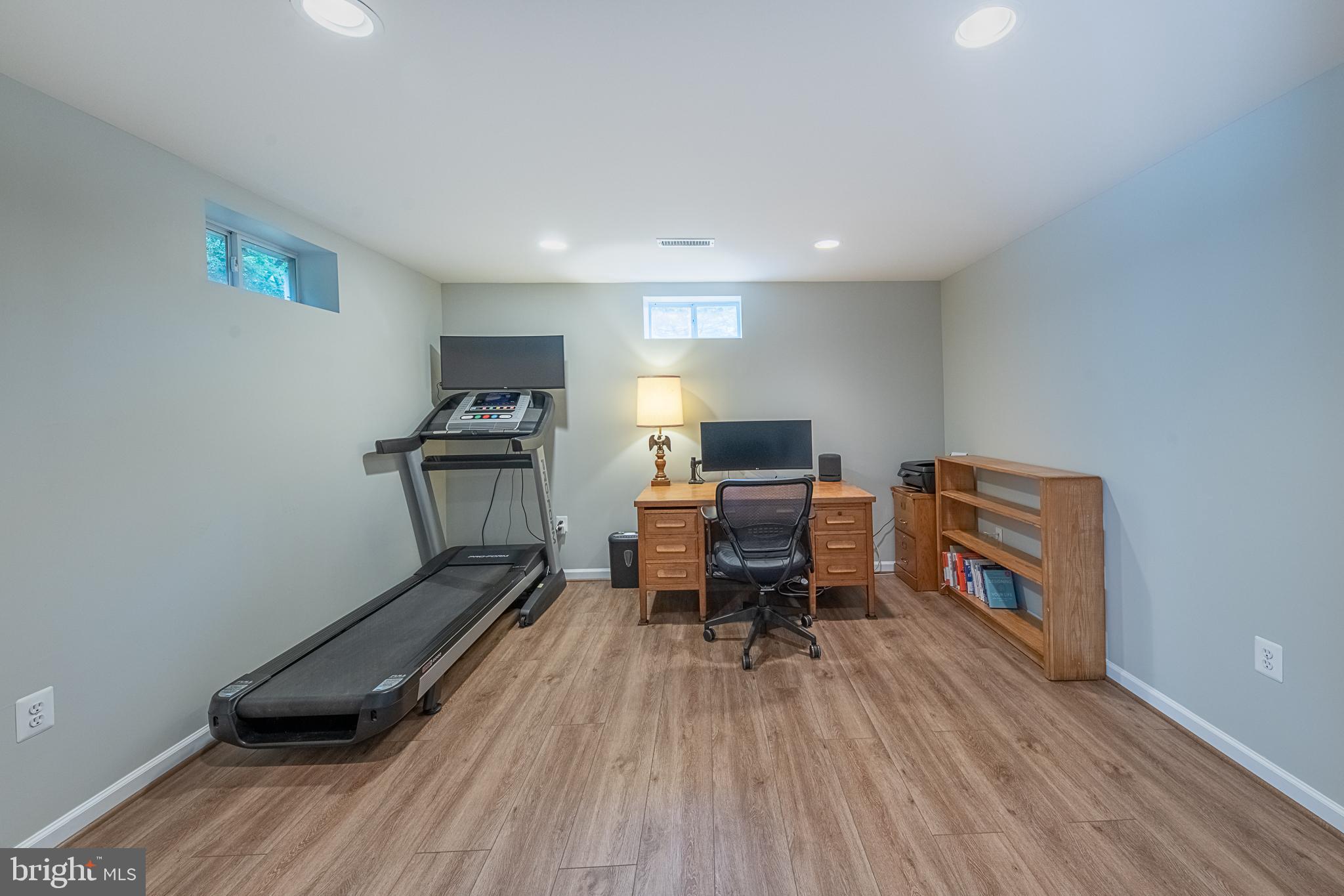 ASHBURN STATION - Residential